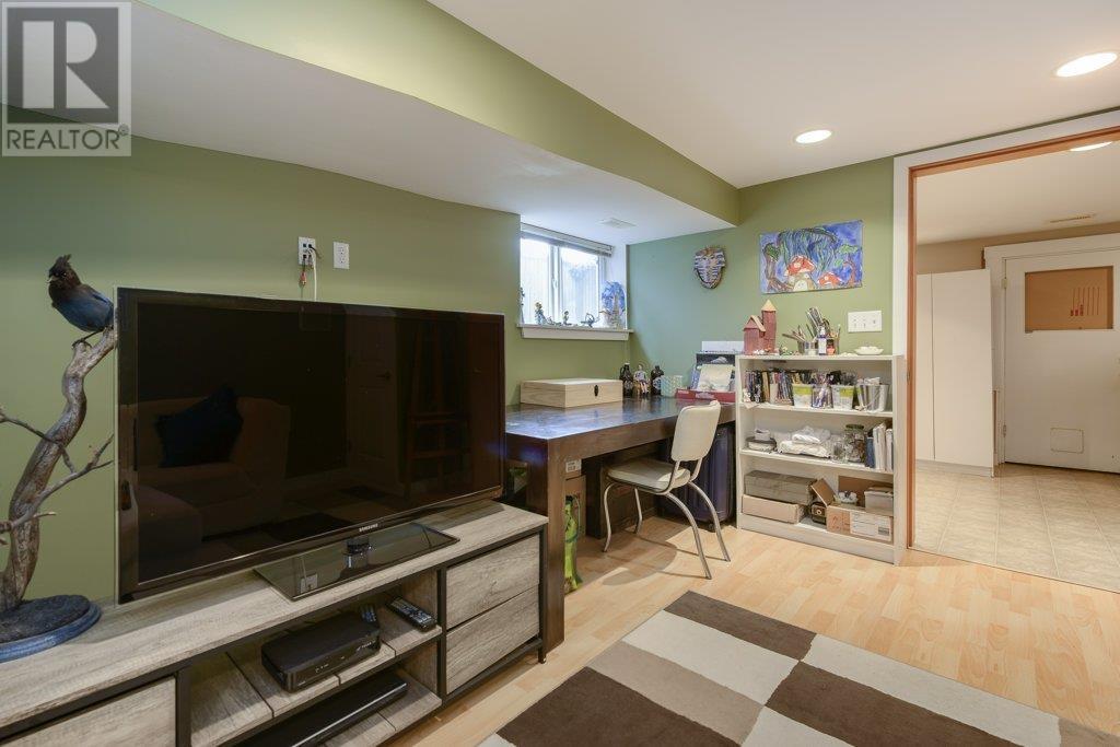 2745 E 5th Avenue, Vancouver, British Columbia  V5M 1N3 - Photo 20 - R2985337
