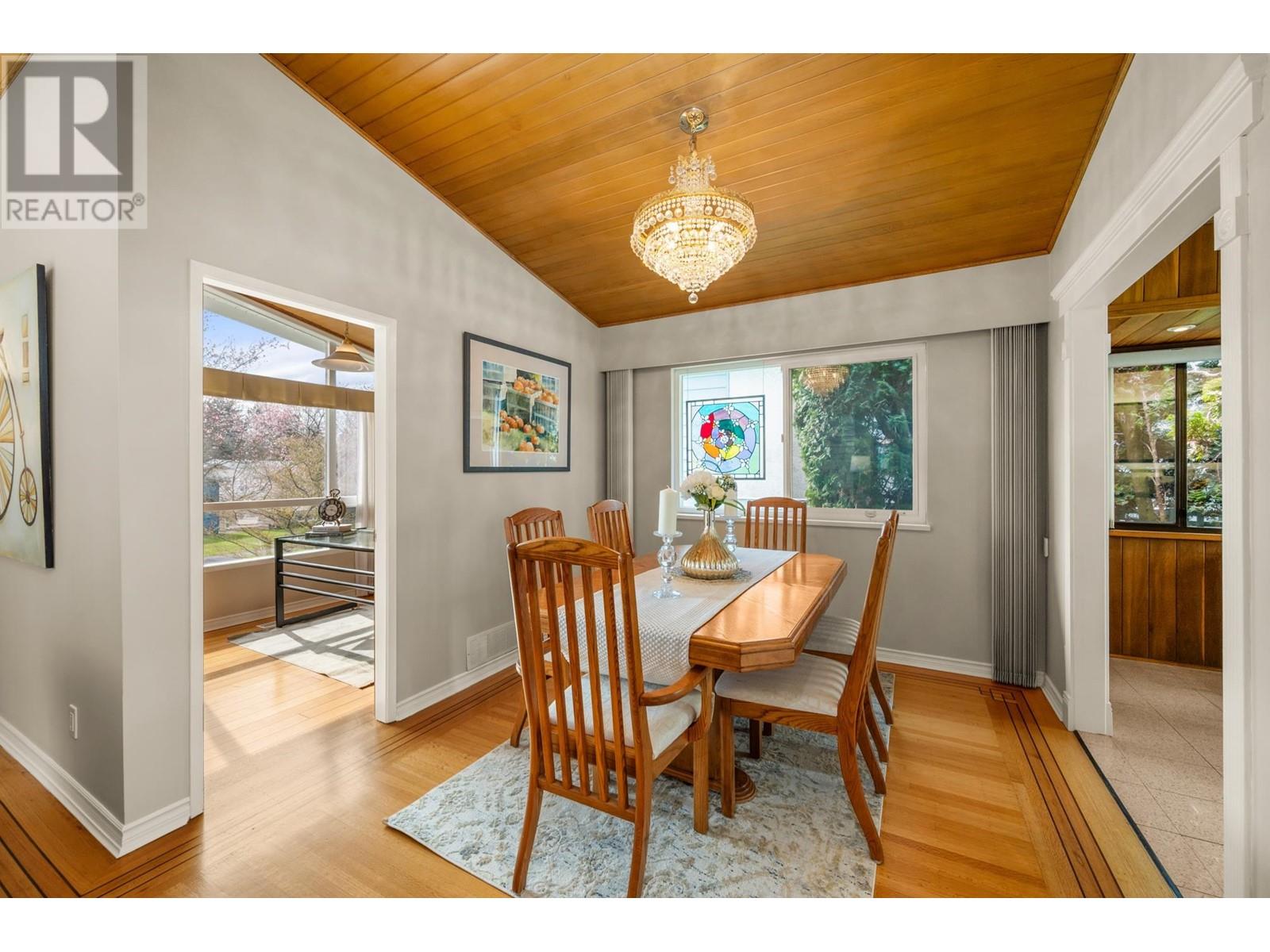 3025 E 59th Avenue, Vancouver, British Columbia  V5S 2B2 - Photo 11 - R2985347