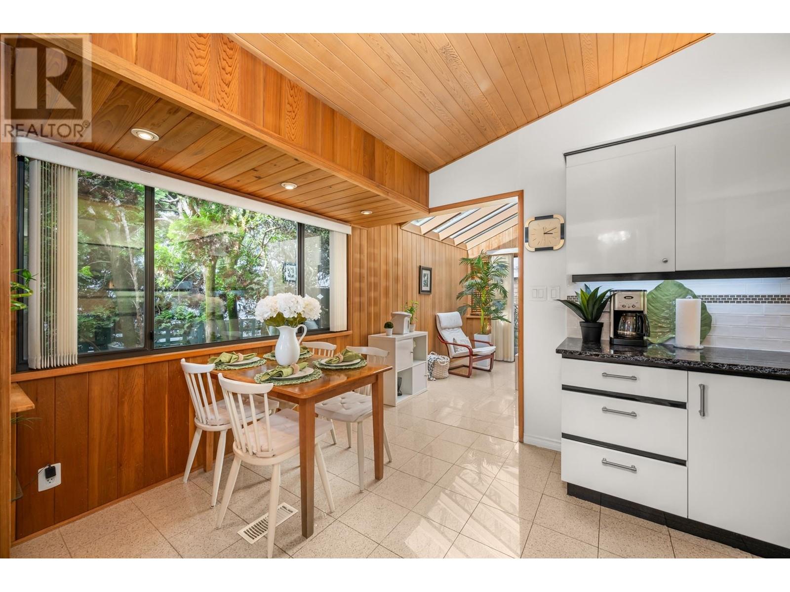 3025 E 59th Avenue, Vancouver, British Columbia  V5S 2B2 - Photo 16 - R2985347