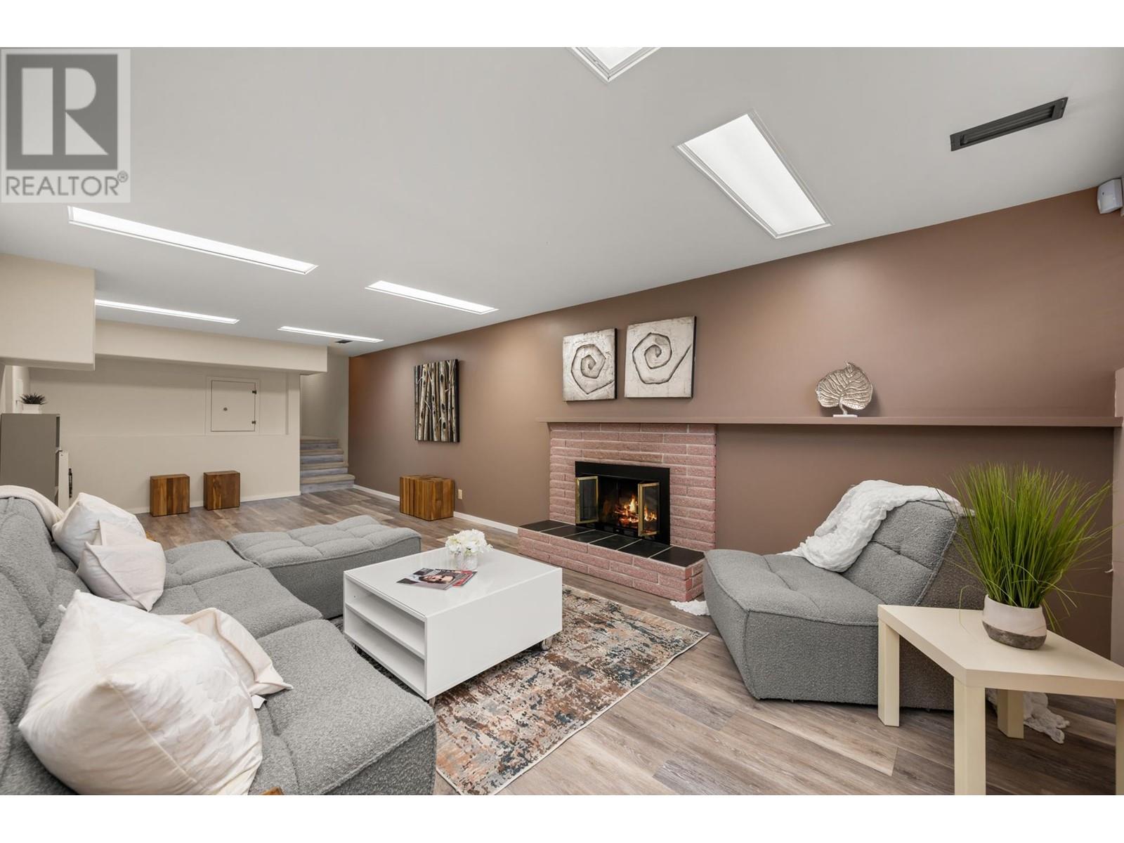 3025 E 59th Avenue, Vancouver, British Columbia  V5S 2B2 - Photo 33 - R2985347