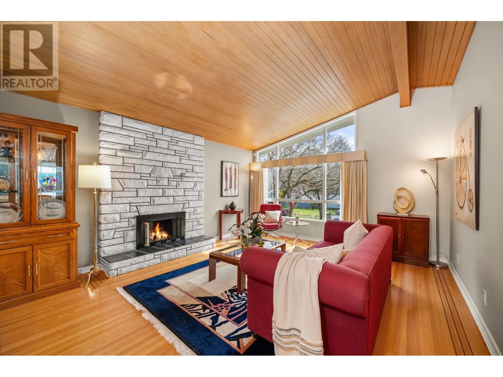 3025 E 59th Avenue, Vancouver, British Columbia  V5S 2B2 - Photo 7 - R2985347