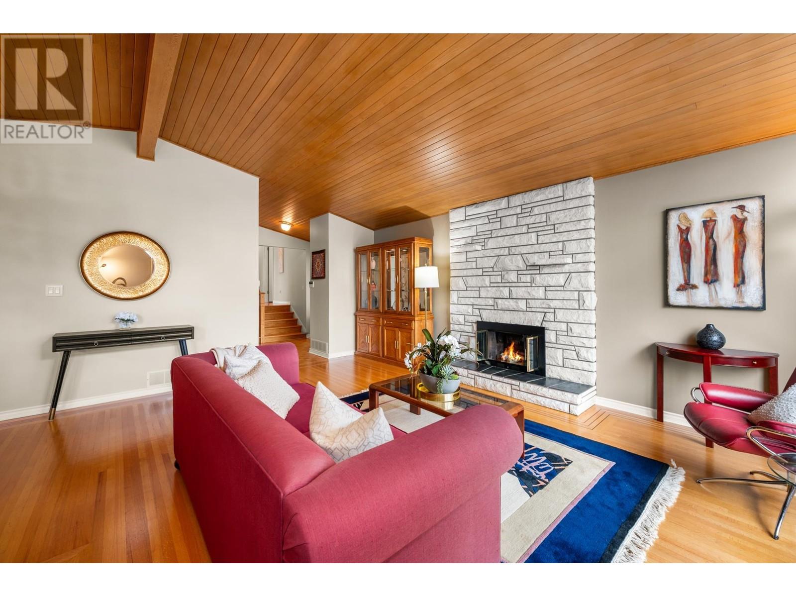 3025 E 59th Avenue, Vancouver, British Columbia  V5S 2B2 - Photo 8 - R2985347