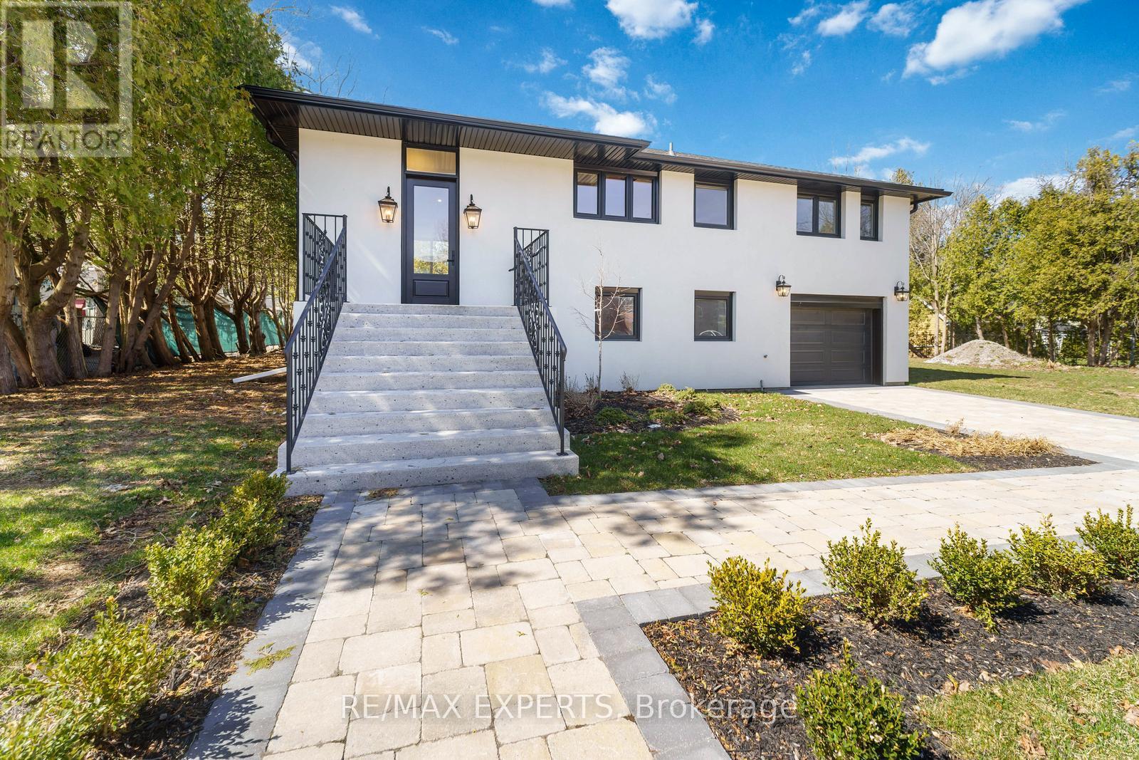 Property at 489 REGENT STREET image 2