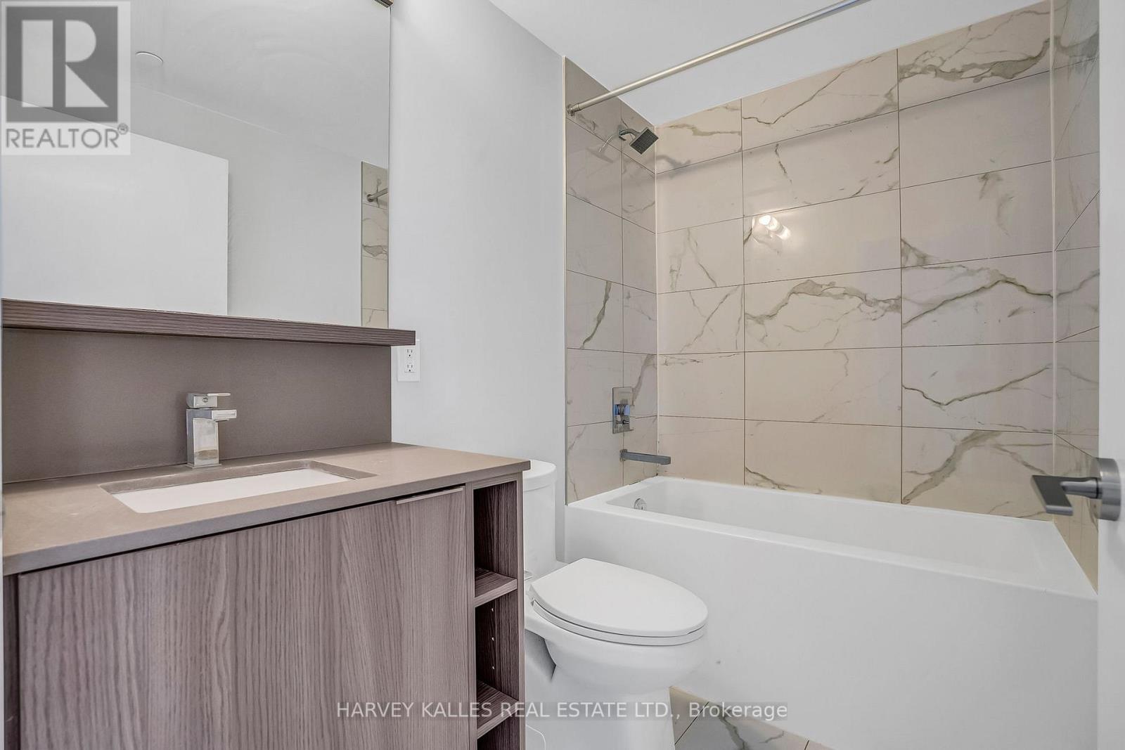 Th5 - 85 Wood Street, Toronto, Ontario  M4Y 0E8 - Photo 13 - C12057780