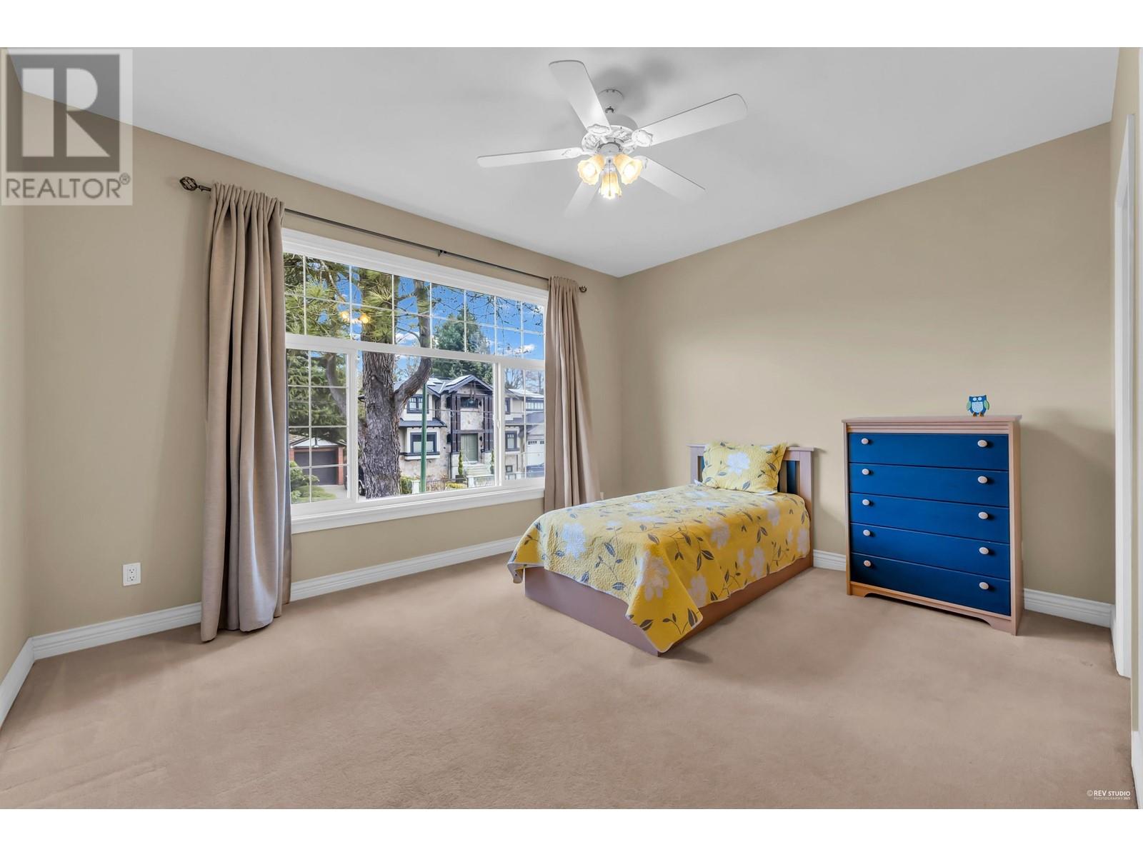 4306 Pinewood Crescent, Burnaby, British Columbia  V5G 2J8 - Photo 16 - R2984713