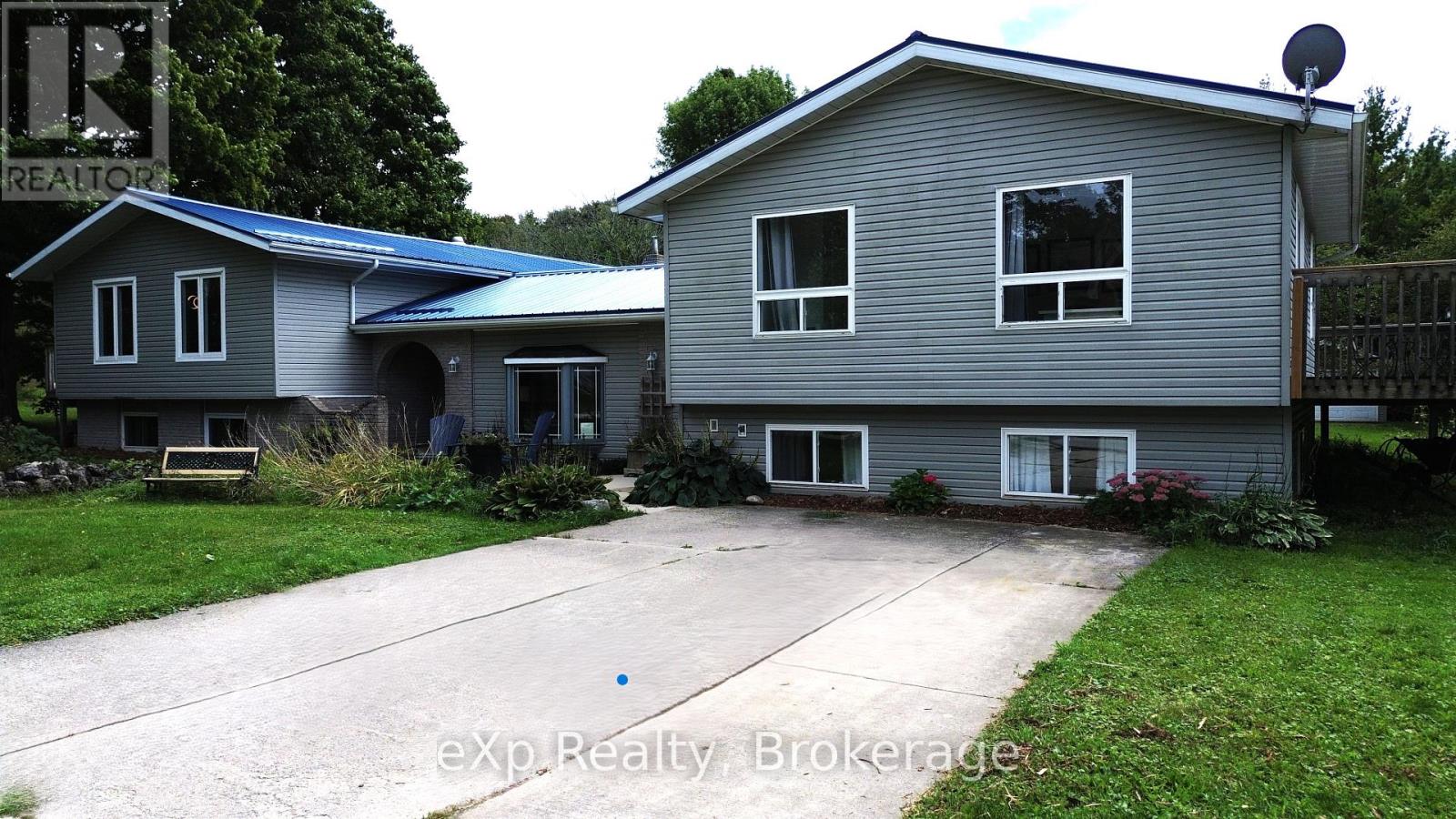 Property at 208 PELLISIER STREET image 1