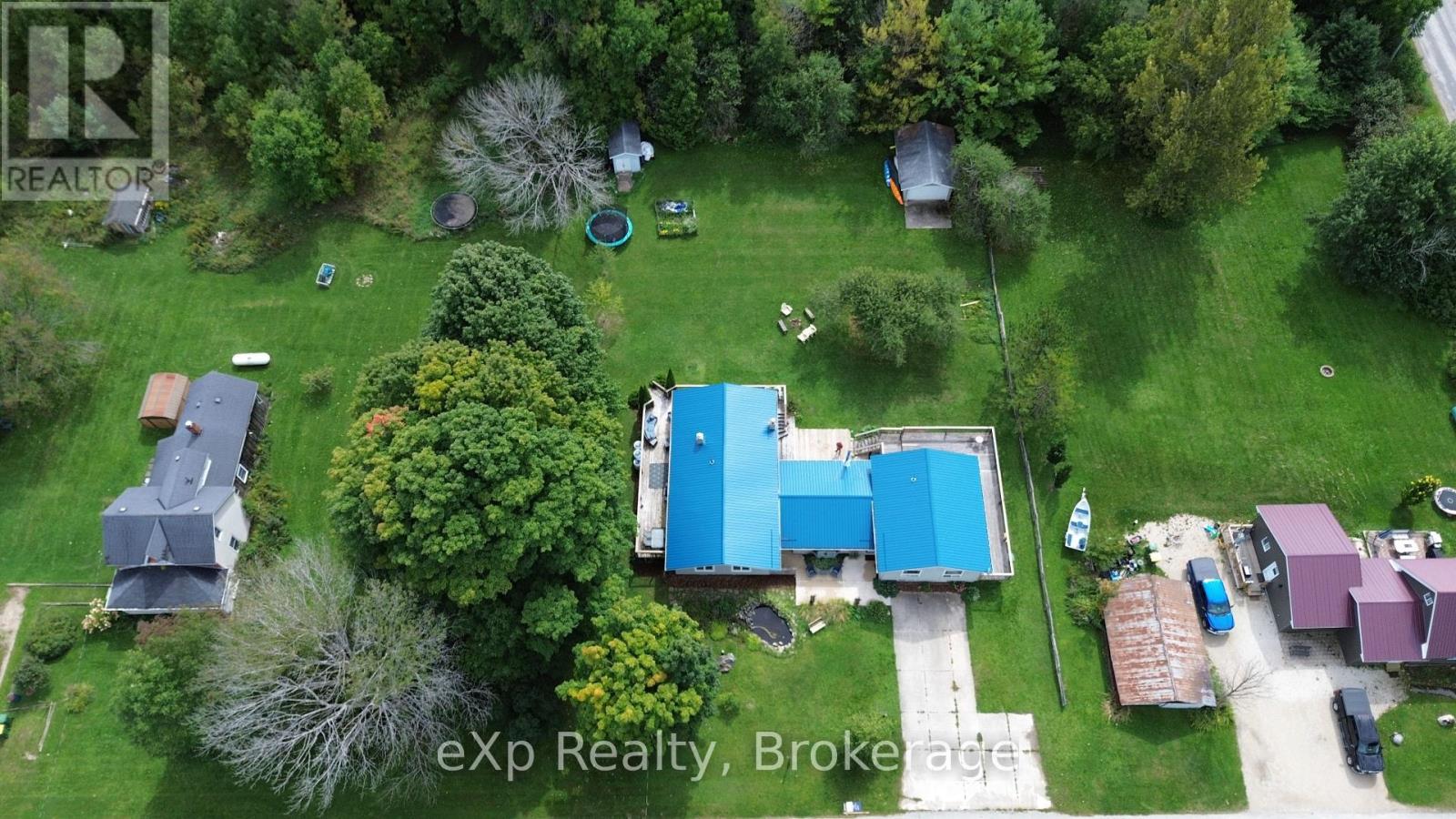 208 Pellisier Street, Grey Highlands, Ontario  N0C 1E0 - Photo 10 - X12055180