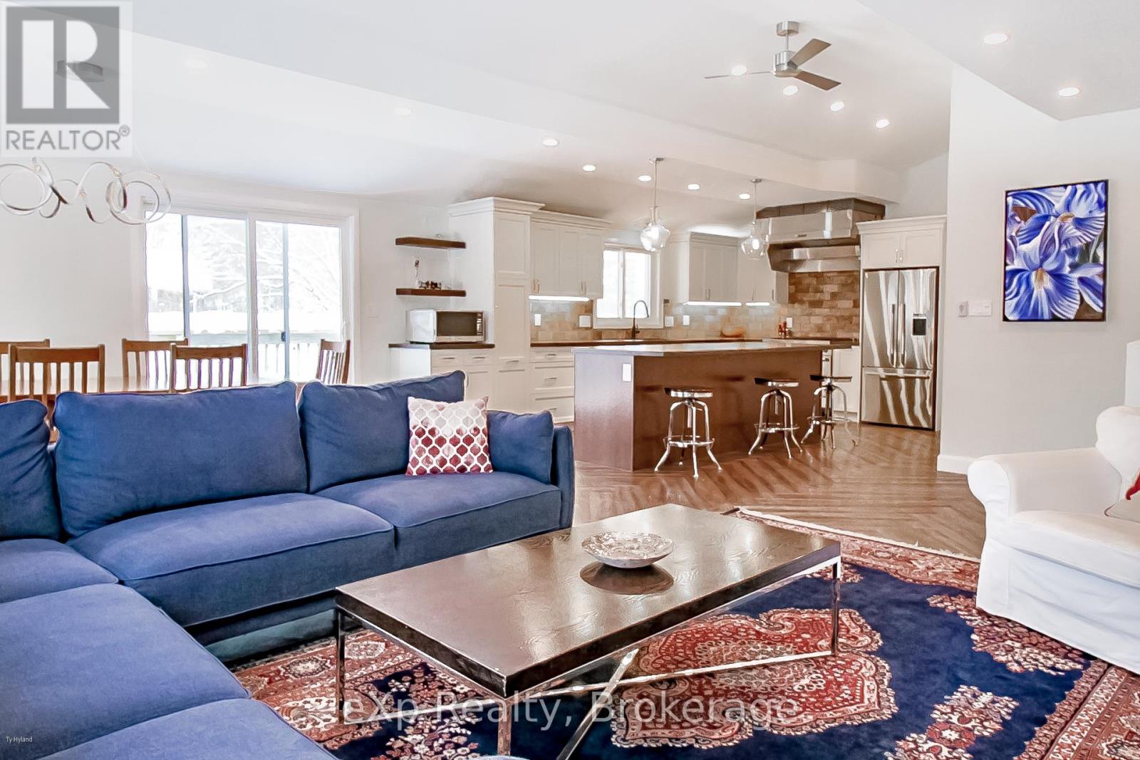 208 Pellisier Street, Grey Highlands, Ontario  N0C 1E0 - Photo 16 - X12055180