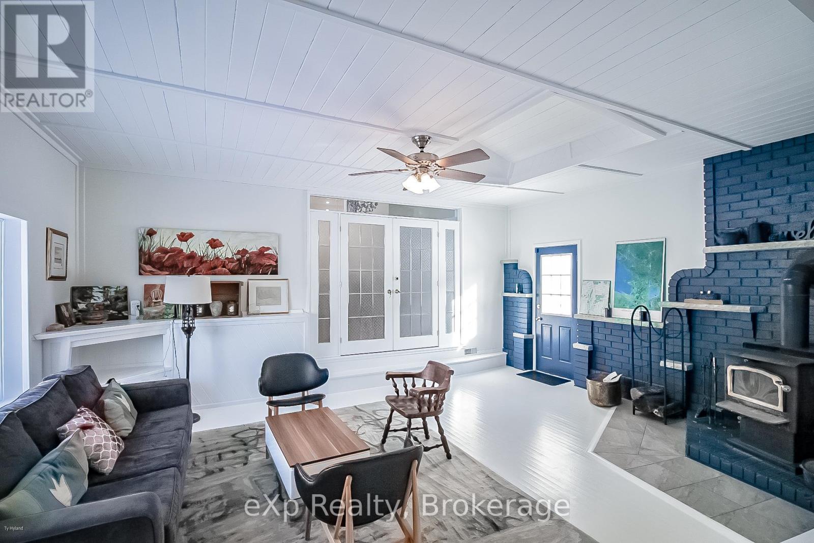 208 Pellisier Street, Grey Highlands, Ontario  N0C 1E0 - Photo 24 - X12055180