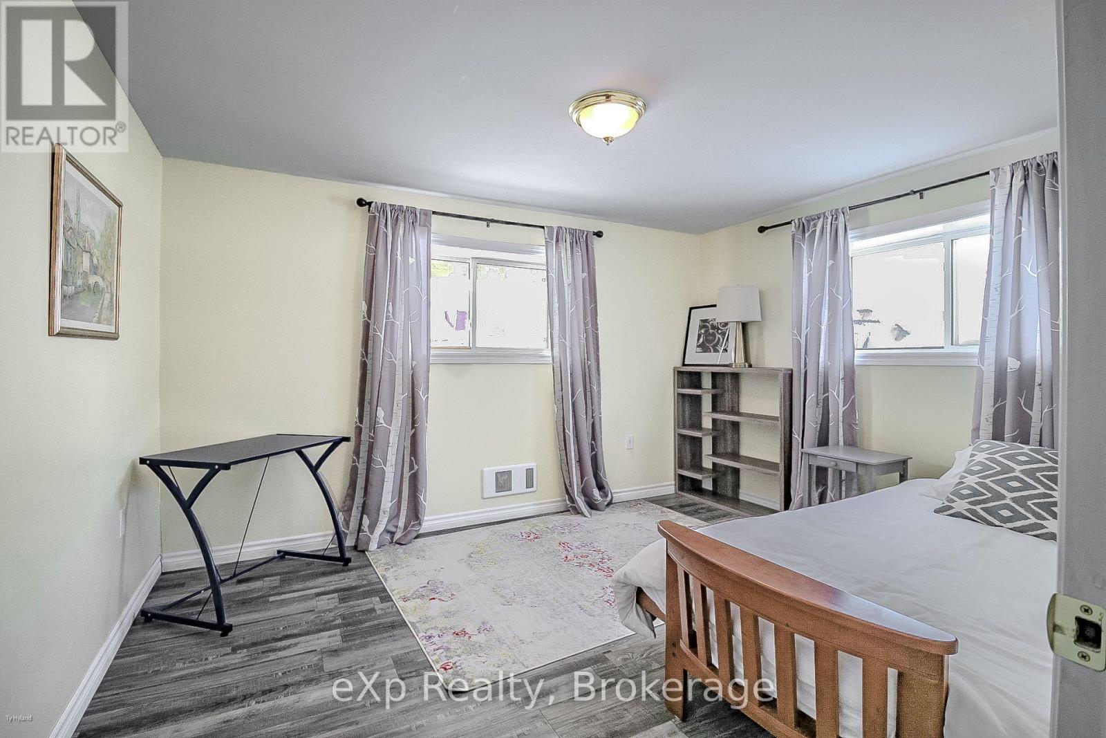 208 Pellisier Street, Grey Highlands, Ontario  N0C 1E0 - Photo 29 - X12055180