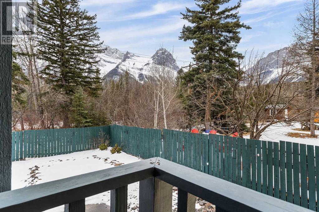 1 Riverview Place, Canmore, Alberta  T1W 2B9 - Photo 14 - A2206237