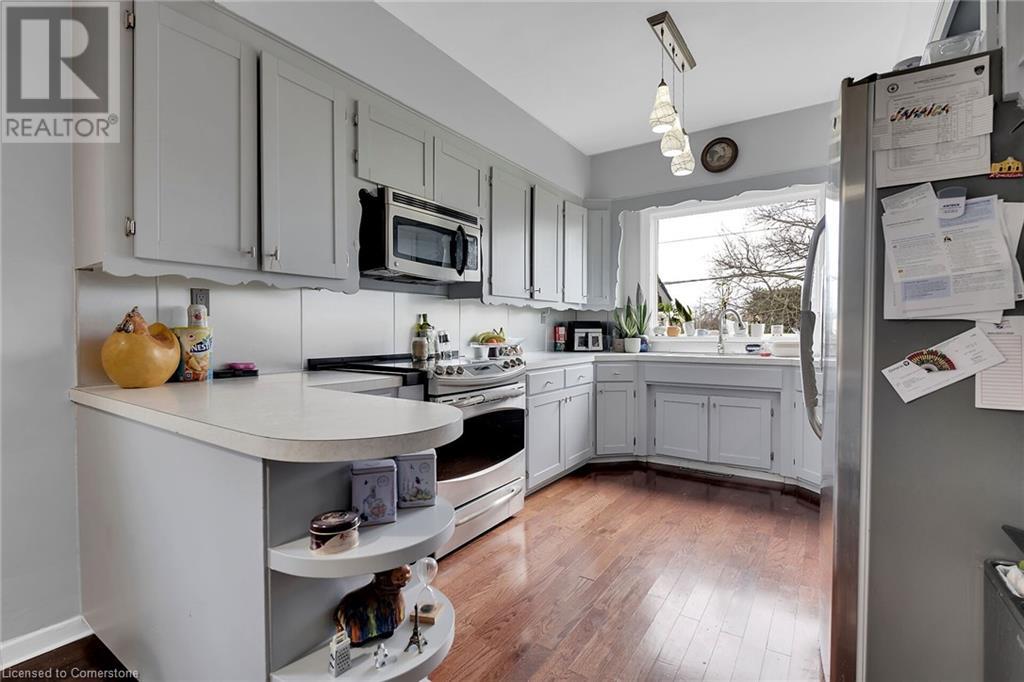 31 Centennial Parkway, Stoney Creek, Ontario  L8G 2C1 - Photo 10 - 40712811