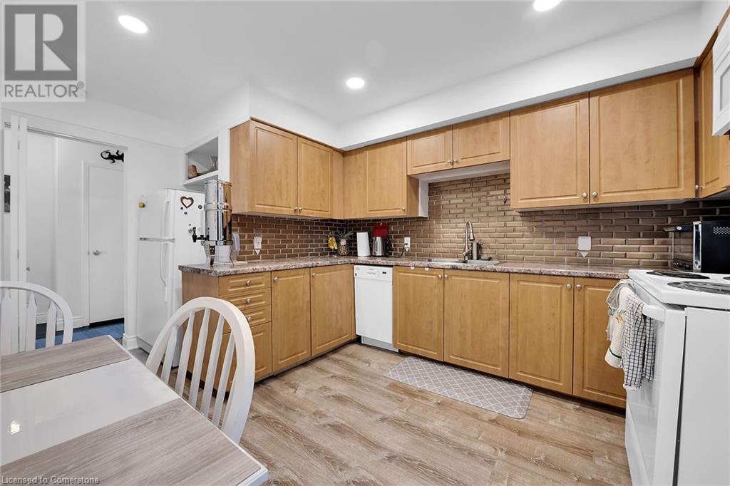 31 Centennial Parkway, Stoney Creek, Ontario  L8G 2C1 - Photo 34 - 40712811