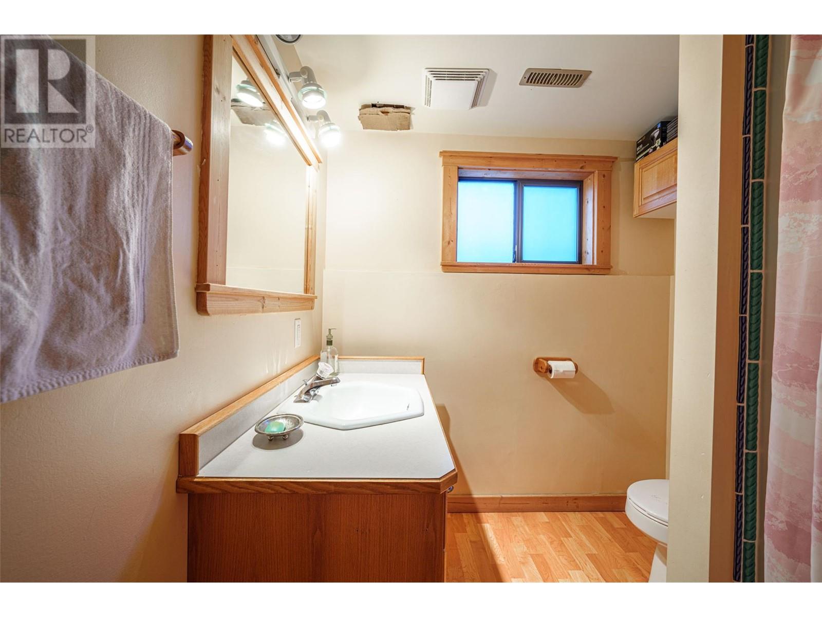 Property at 9109 Mackie Drive image 4