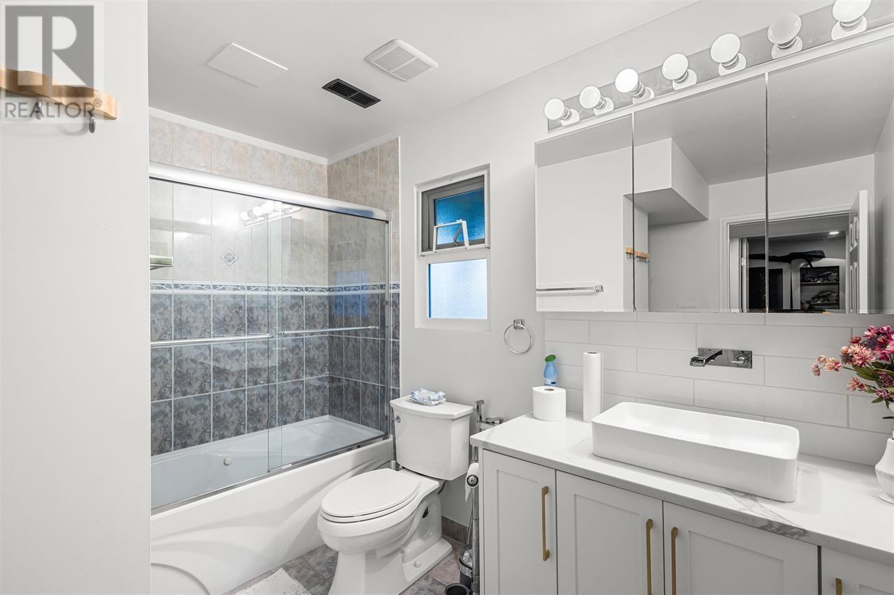 497 Craigmohr Drive, West Vancouver, British Columbia  V7S 1W7 - Photo 24 - R2985364
