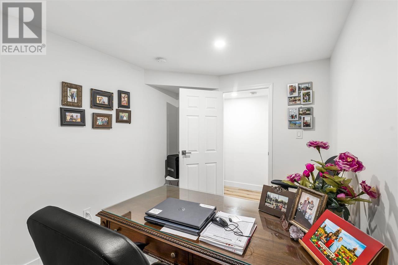497 Craigmohr Drive, West Vancouver, British Columbia  V7S 1W7 - Photo 25 - R2985364