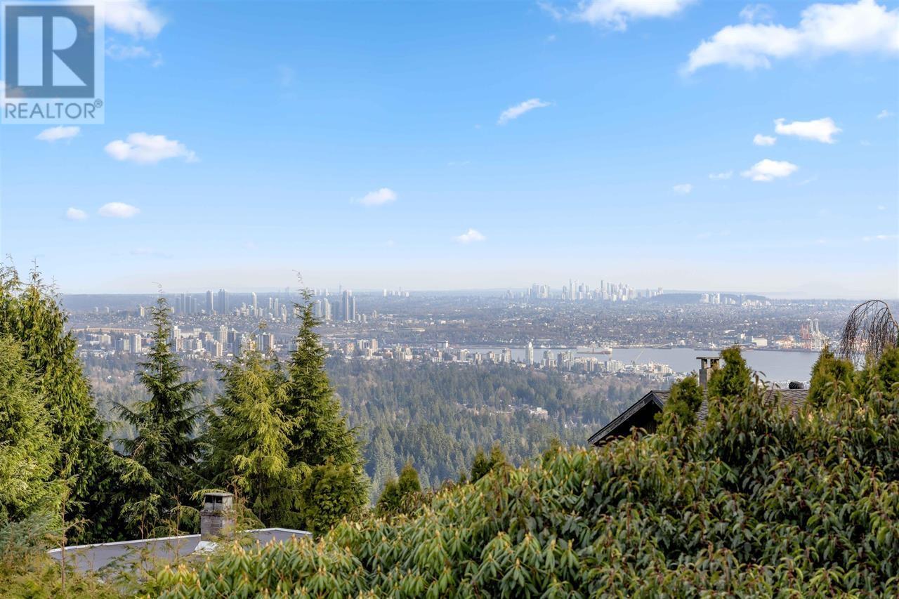 497 Craigmohr Drive, West Vancouver, British Columbia  V7S 1W7 - Photo 18 - R2985364