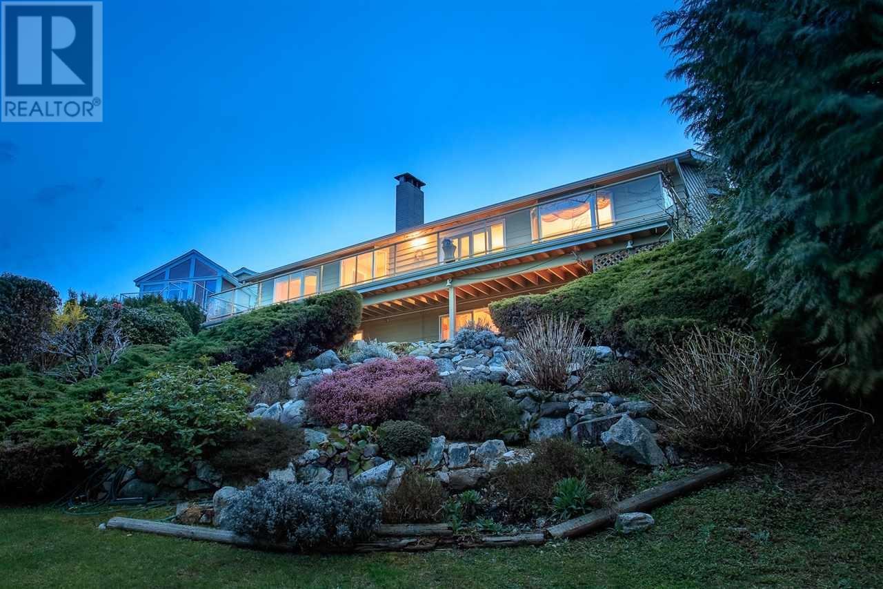 497 Craigmohr Drive, West Vancouver, British Columbia  V7S 1W7 - Photo 3 - R2985364