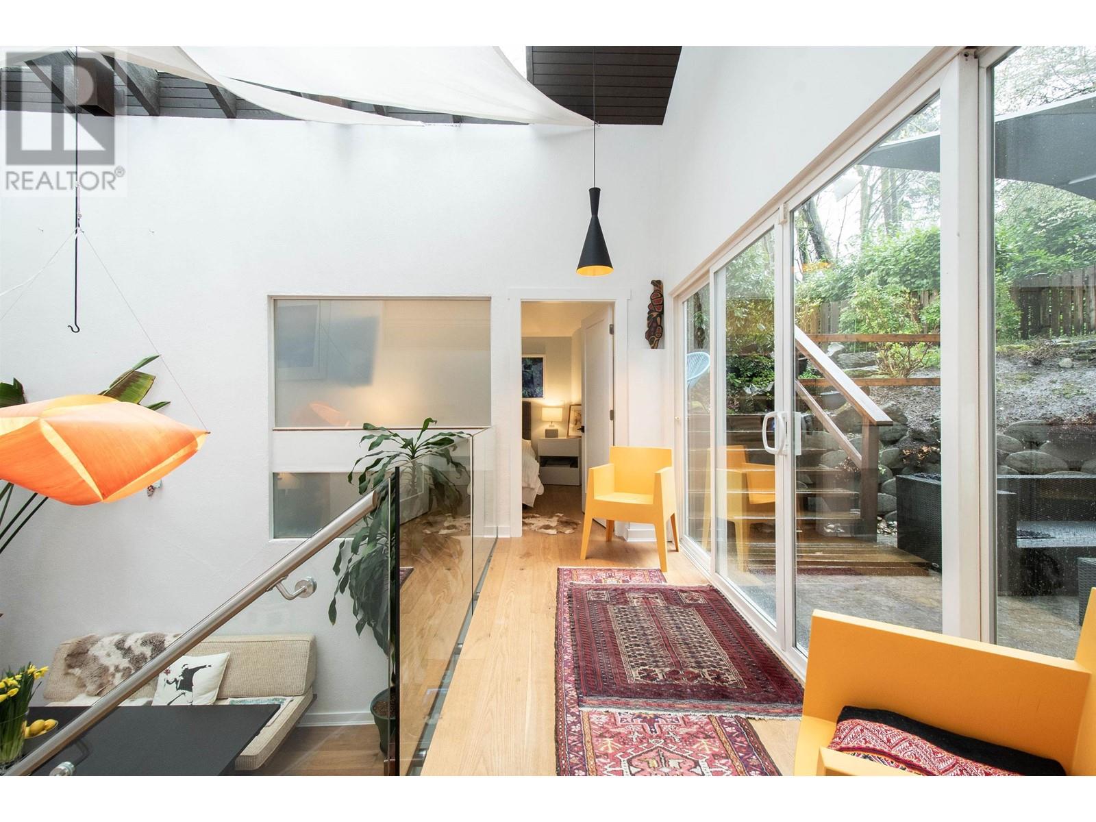 1043 Kinloch Lane, North Vancouver, British Columbia  V7G 1V8 - Photo 22 - R2984575
