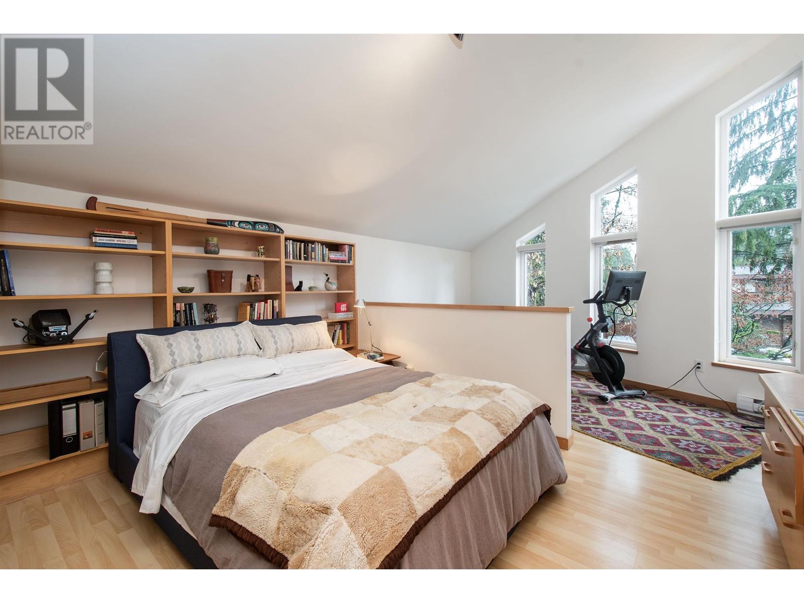 1043 Kinloch Lane, North Vancouver, British Columbia  V7G 1V8 - Photo 29 - R2984575