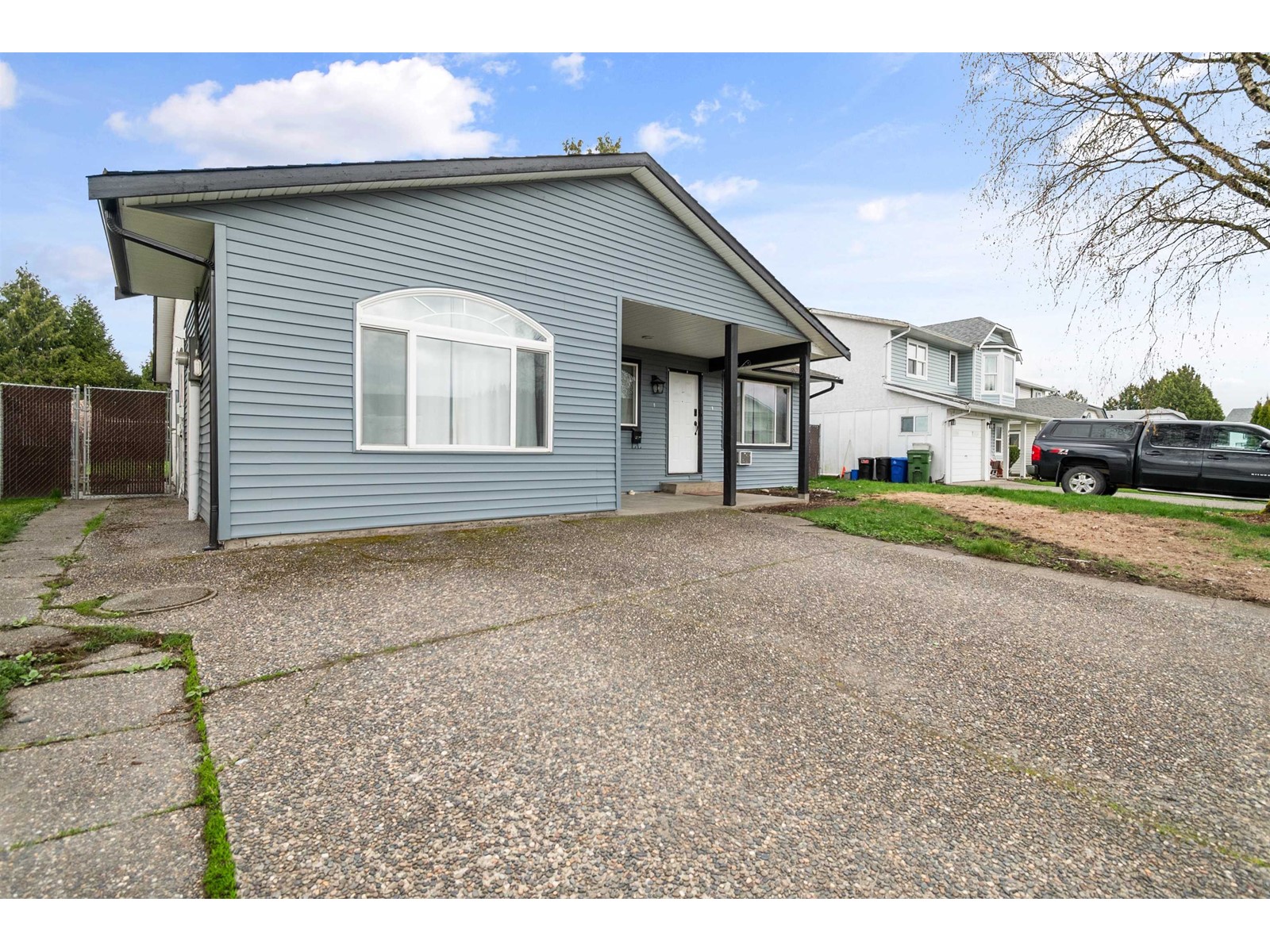 Property at 46345 LORING AVENUE image 5