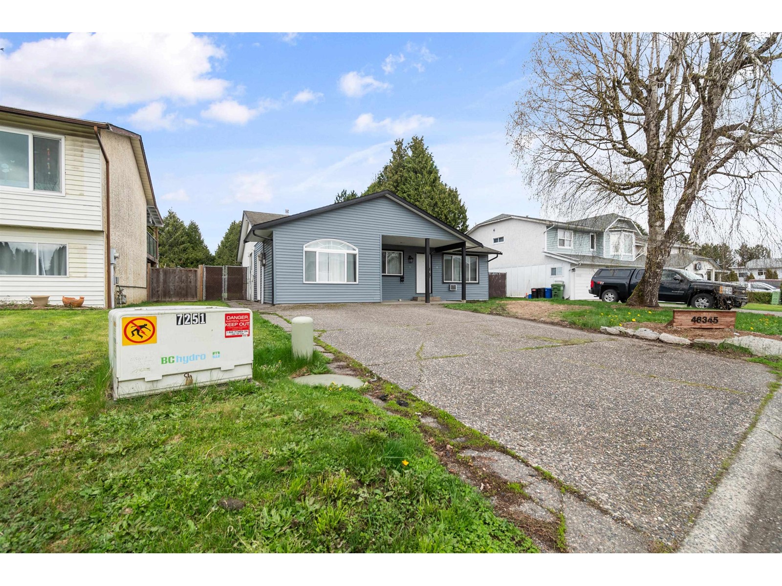 Property at 46345 LORING AVENUE image 3