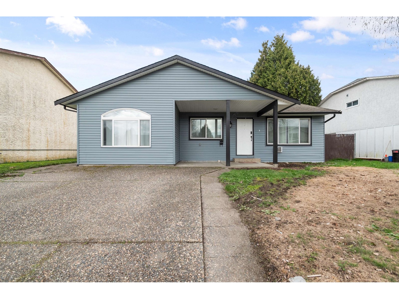 Property at 46345 LORING AVENUE image 2