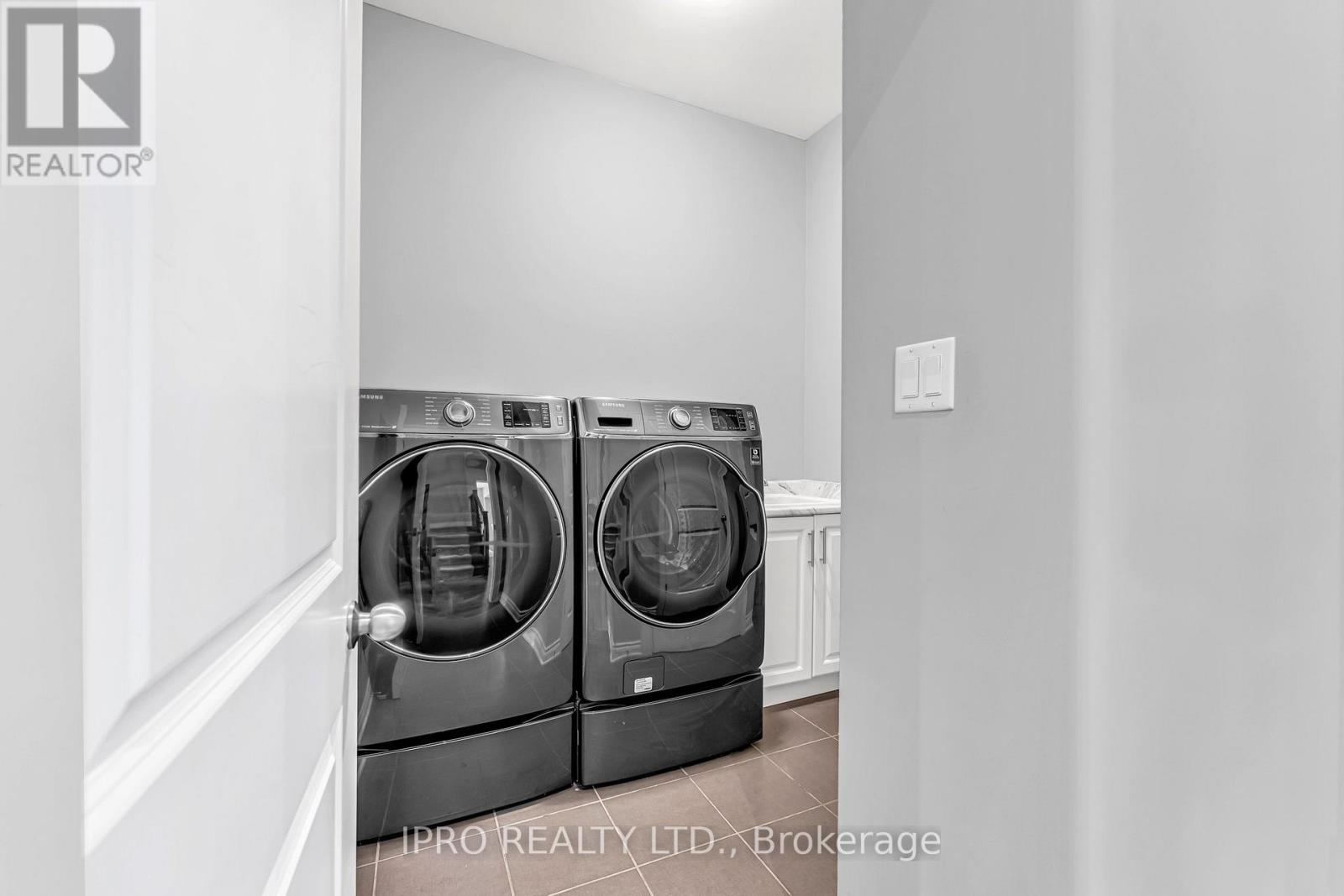 151 Rising Hill Ridge, Brampton, Ontario  L6Y 6B2 - Photo 37 - W12057817