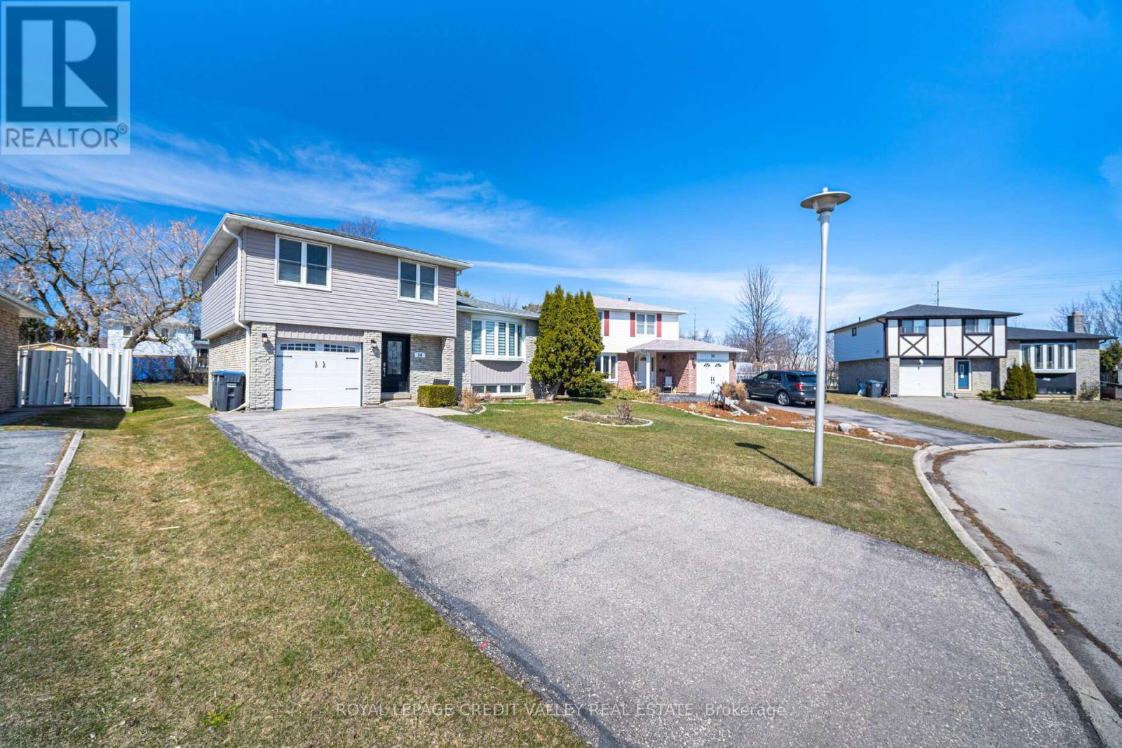 Property at 54 GONDOLA CRESCENT image 2