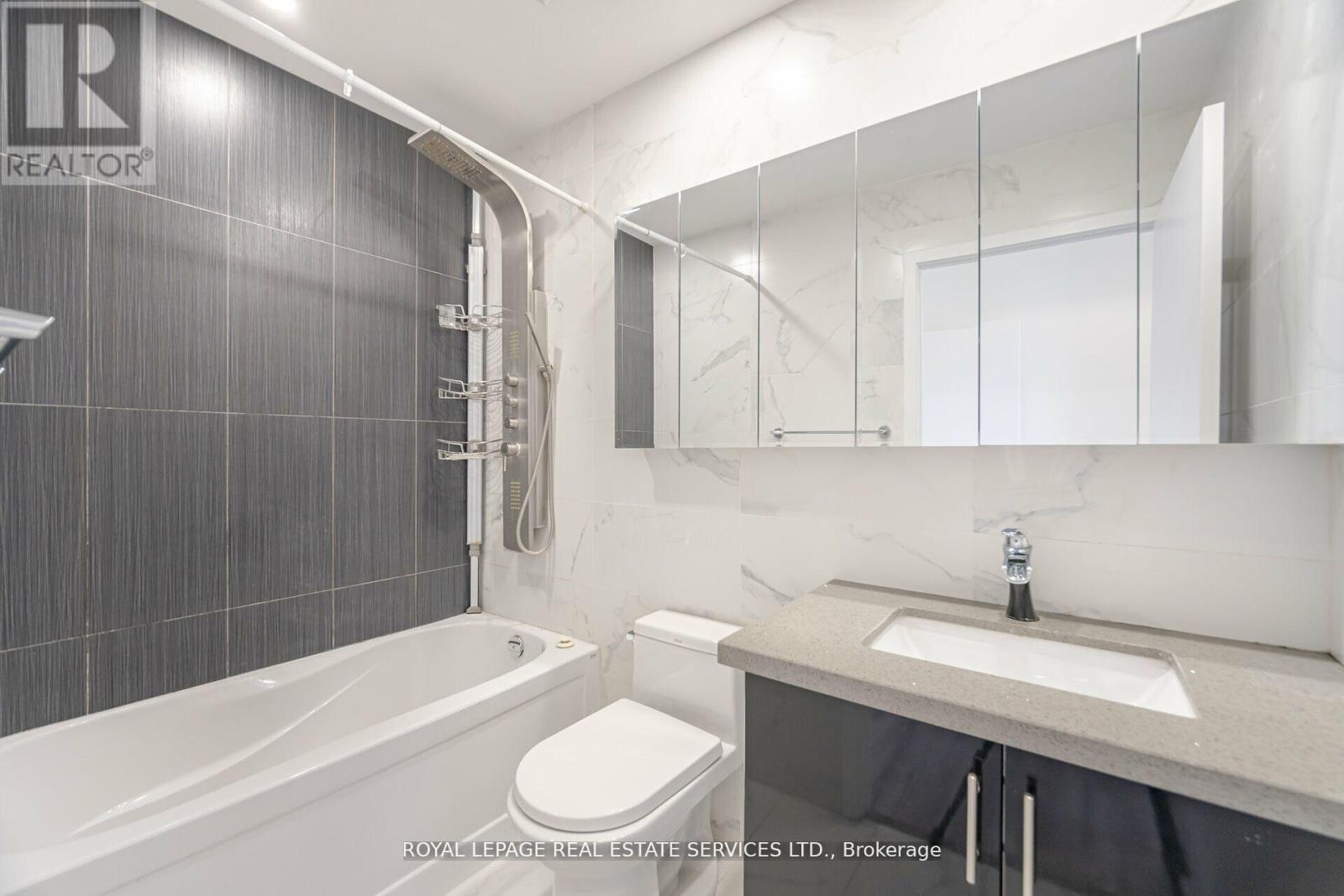 602 - 360 Square One Drive, Mississauga, Ontario  L5B 0E6 - Photo 22 - W12057882