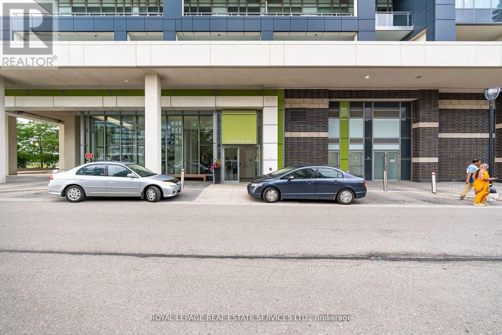 602 - 360 Square One Drive, Mississauga, Ontario  L5B 0E6 - Photo 4 - W12057882