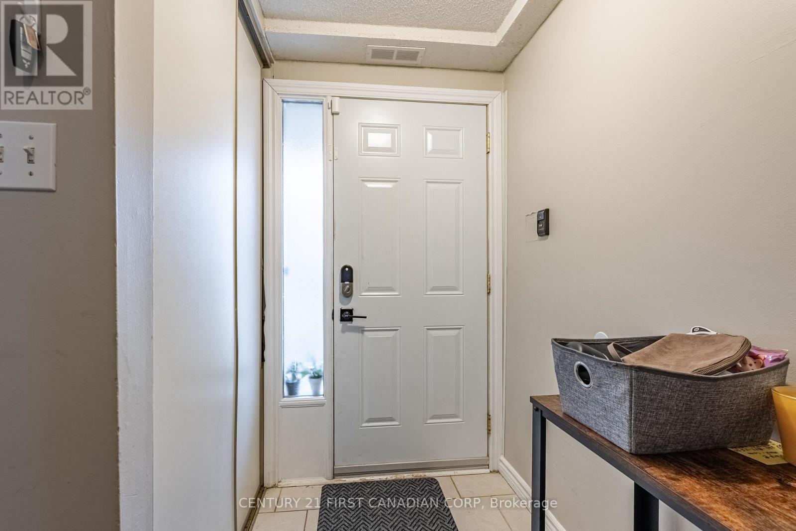 Property at 1252 LIMBERLOST ROAD image 4