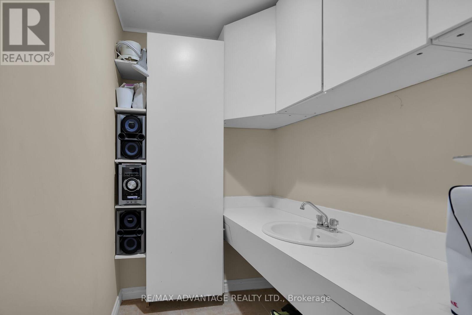 2678 Dorchester Road, Thames Centre, Ontario  N0L 1G5 - Photo 28 - X12057805