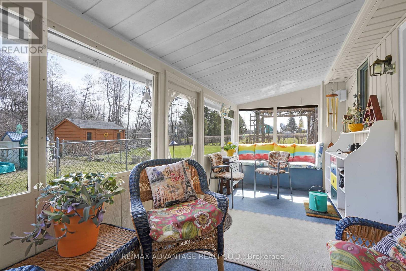 2678 Dorchester Road, Thames Centre, Ontario  N0L 1G5 - Photo 31 - X12057805