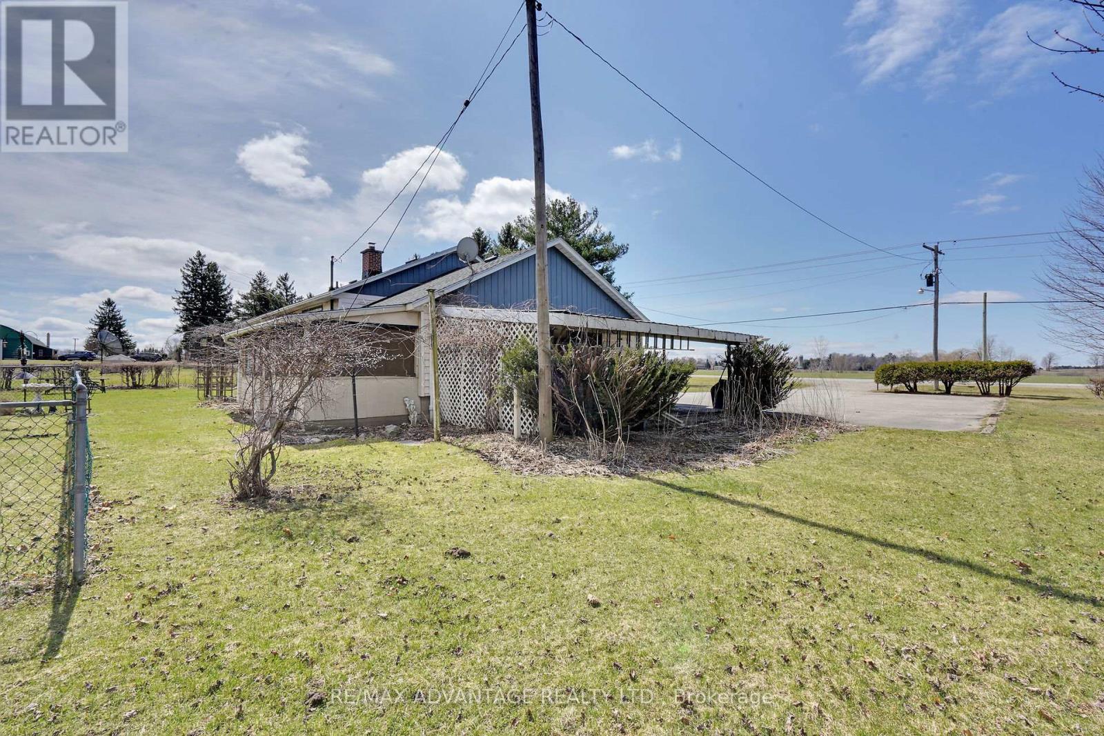 2678 Dorchester Road, Thames Centre, Ontario  N0L 1G5 - Photo 33 - X12057805
