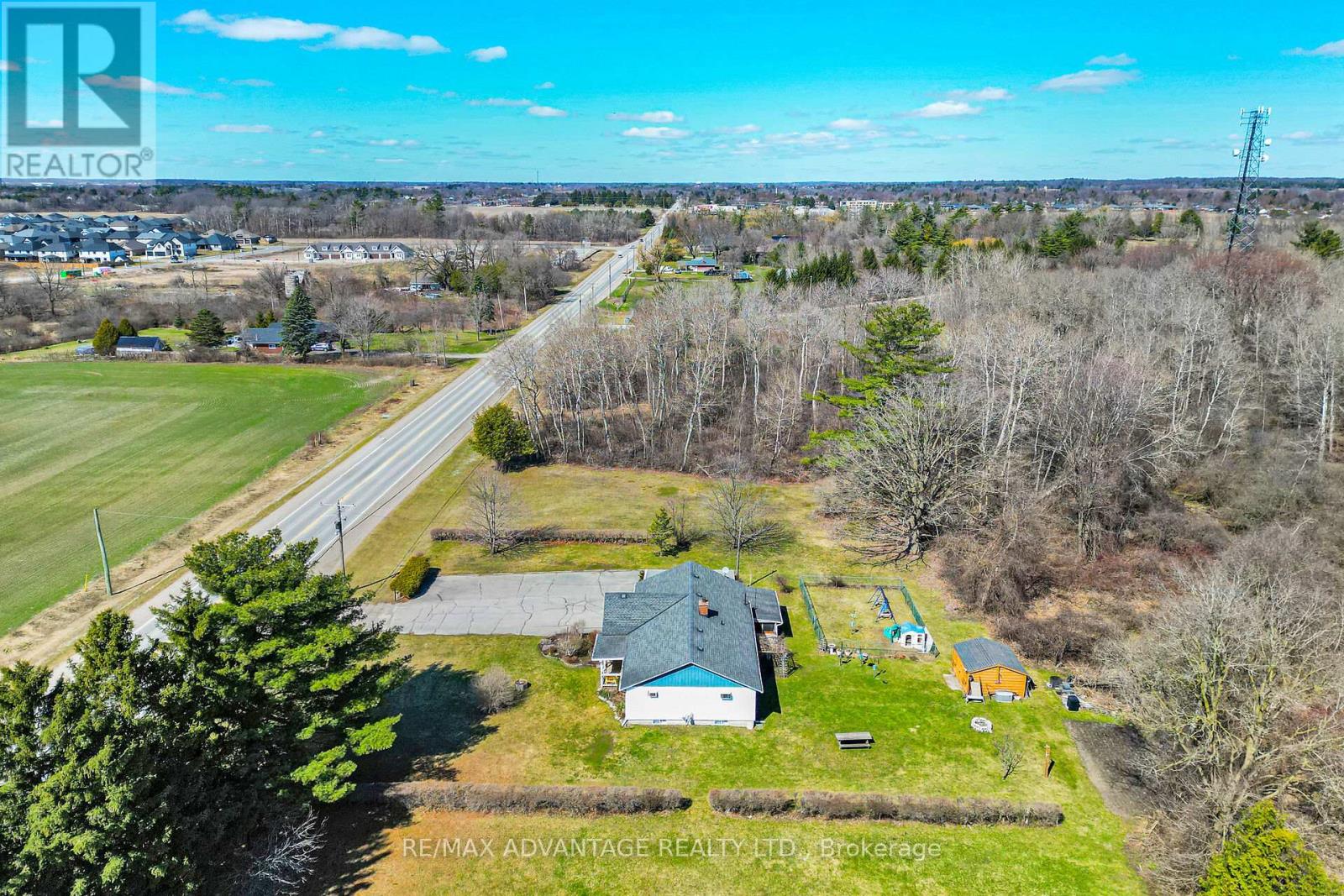2678 Dorchester Road, Thames Centre, Ontario  N0L 1G5 - Photo 42 - X12057805