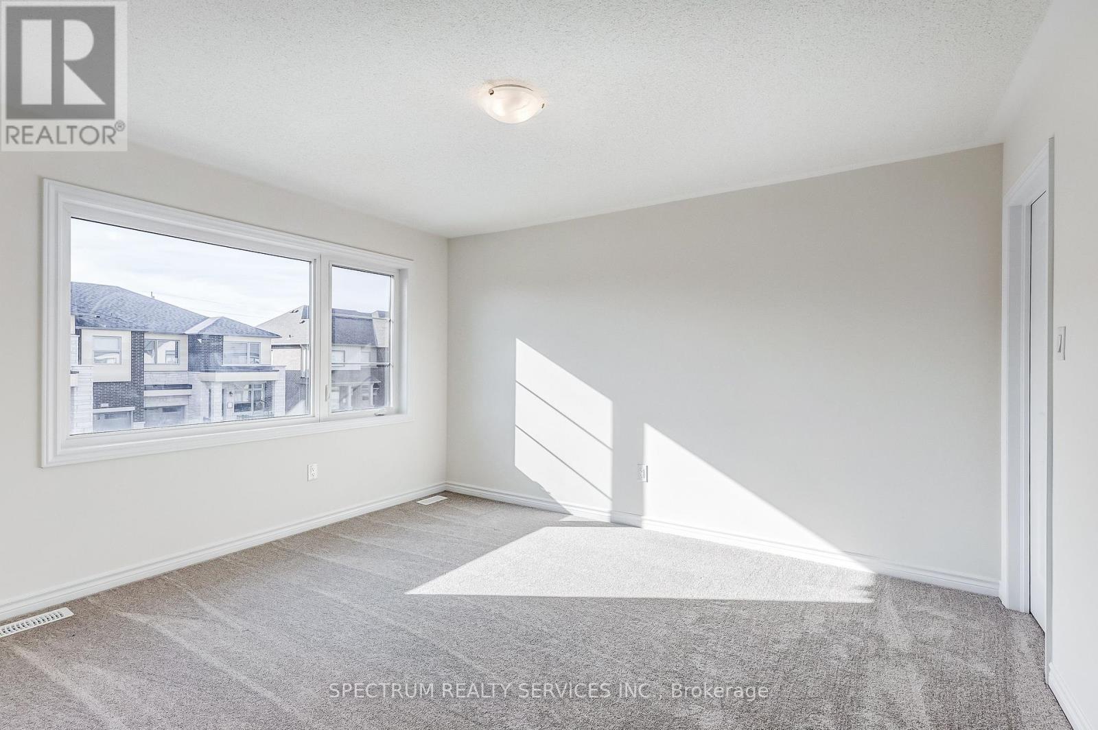 18 Molnar Crescent, Brantford, Ontario  N3T 0X3 - Photo 26 - X12057840