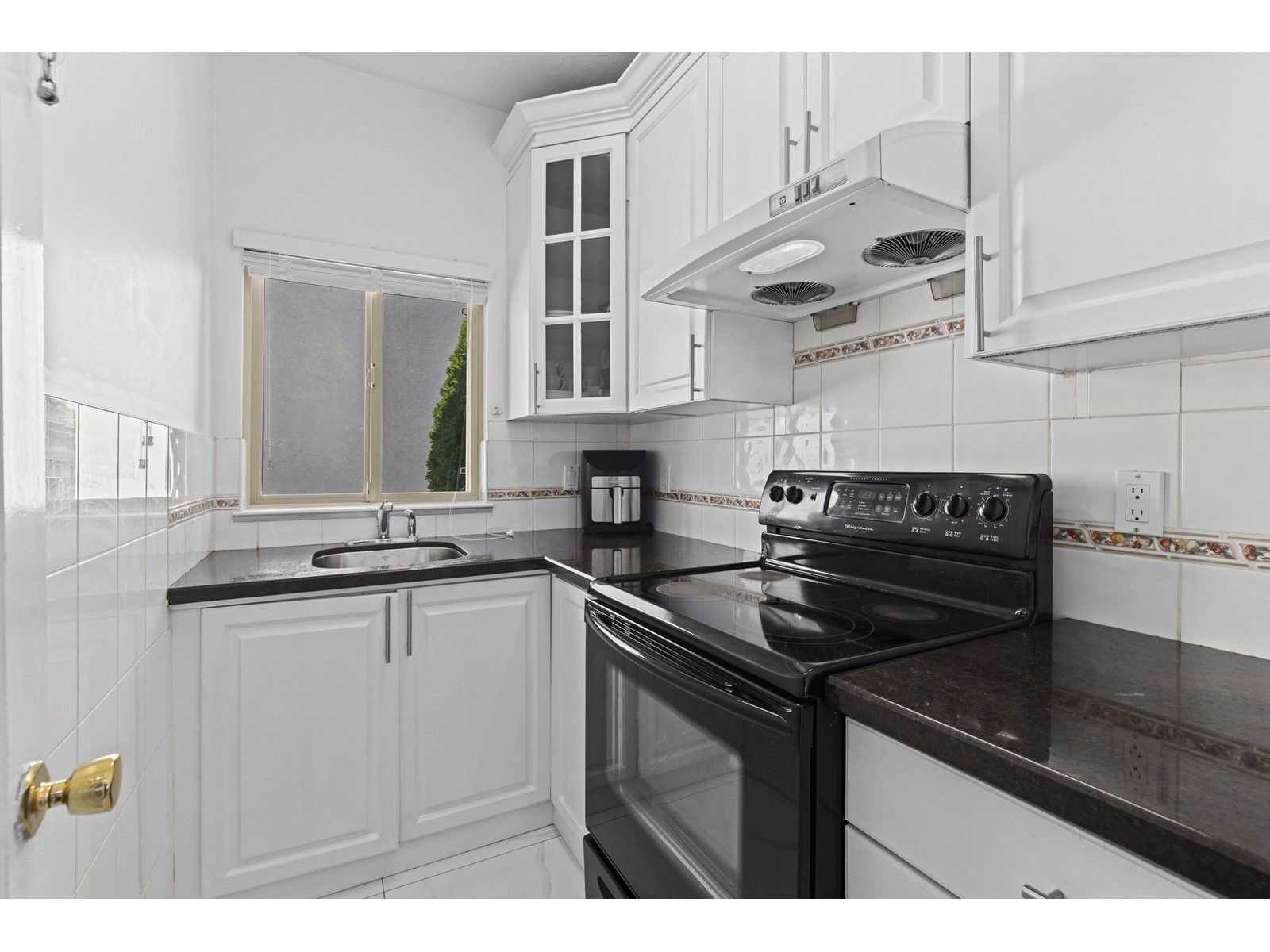 6212 126a Street, Surrey, British Columbia  V3X 3M4 - Photo 10 - R2985432