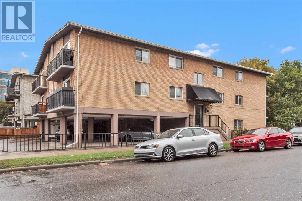 Property at 101, 655 Meredith Road NE image 4