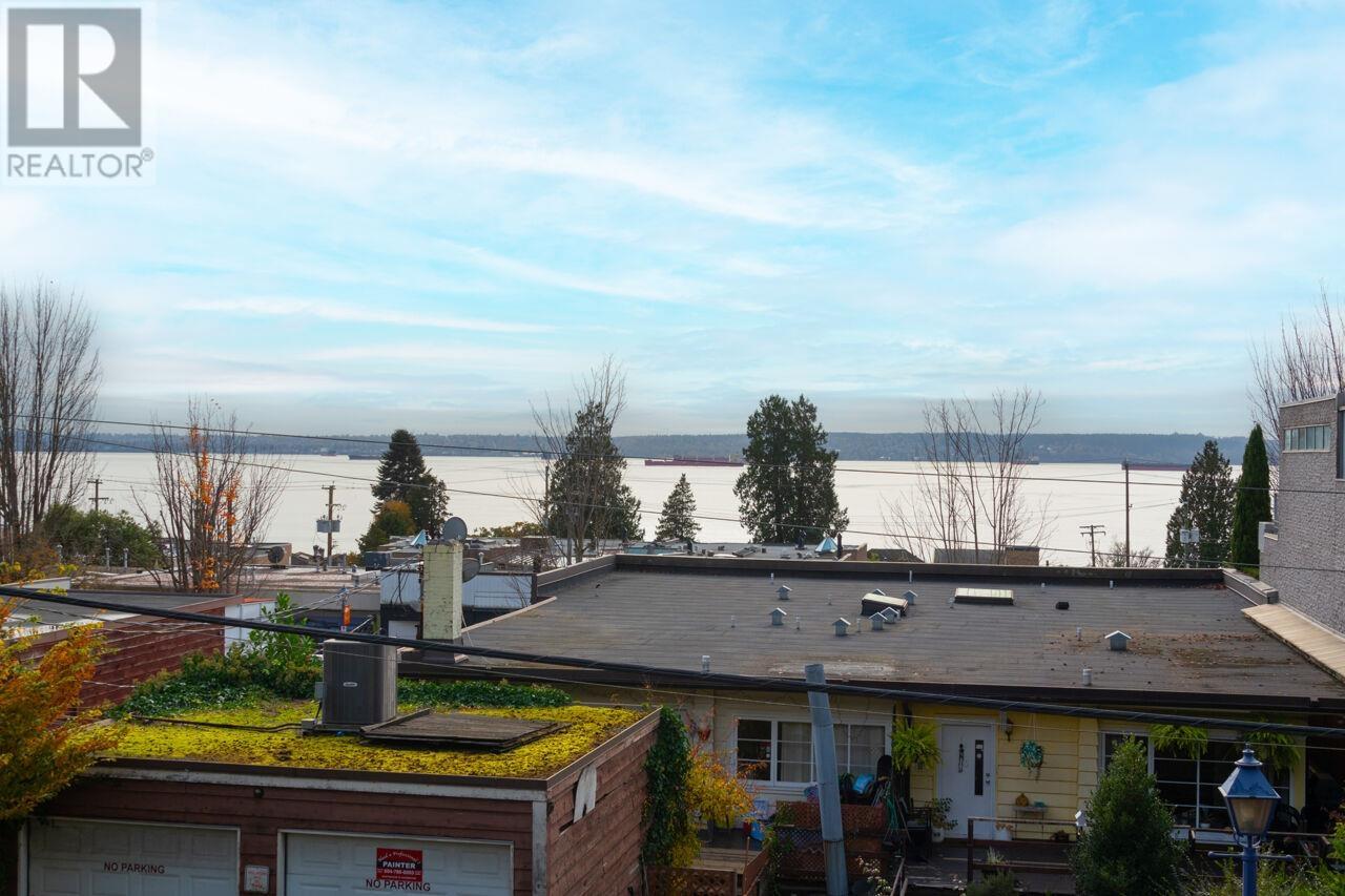 2472 Haywood Avenue, West Vancouver, British Columbia  V7V 1Y1 - Photo 13 - R2985398