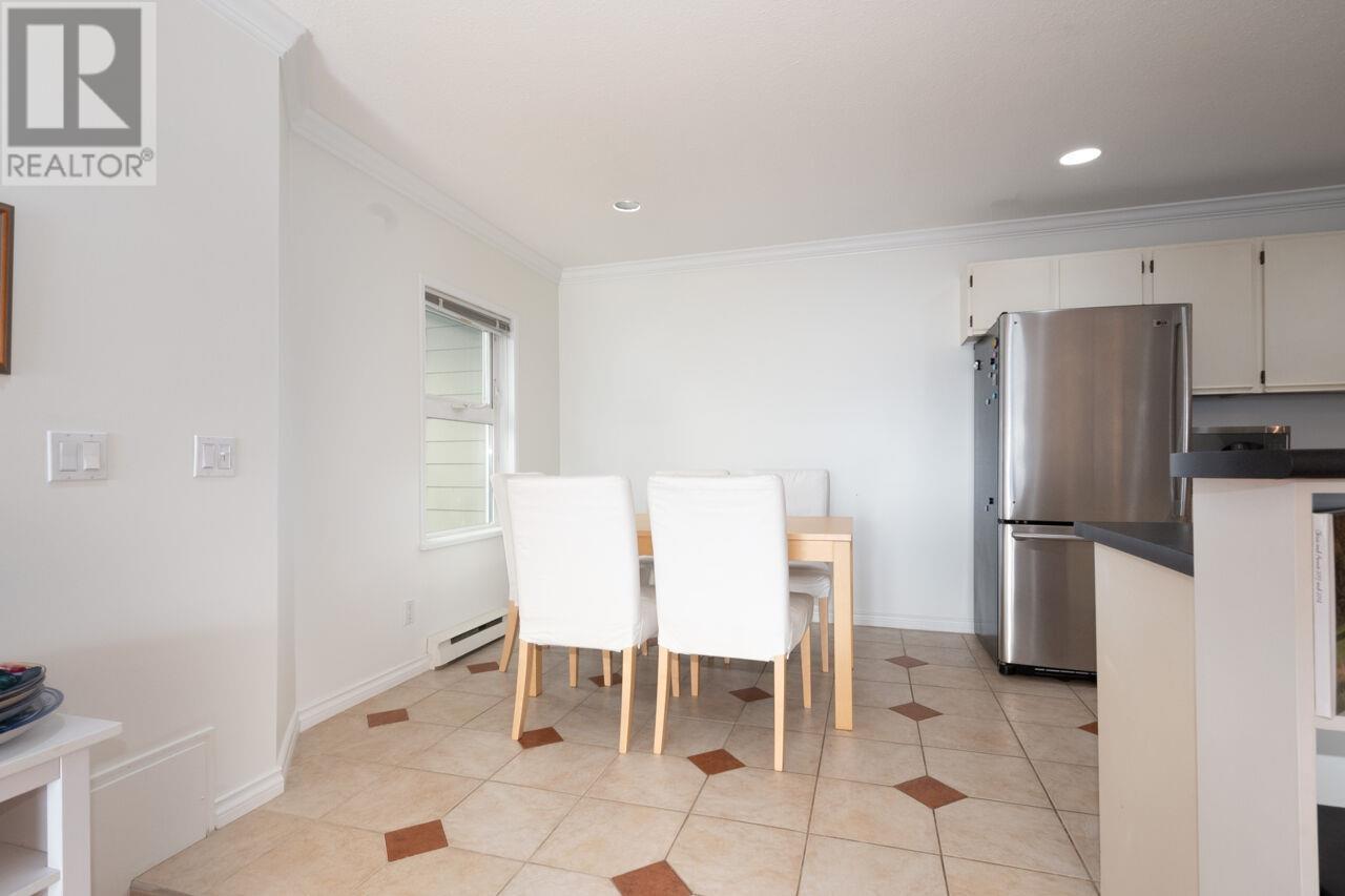 2472 Haywood Avenue, West Vancouver, British Columbia  V7V 1Y1 - Photo 15 - R2985398