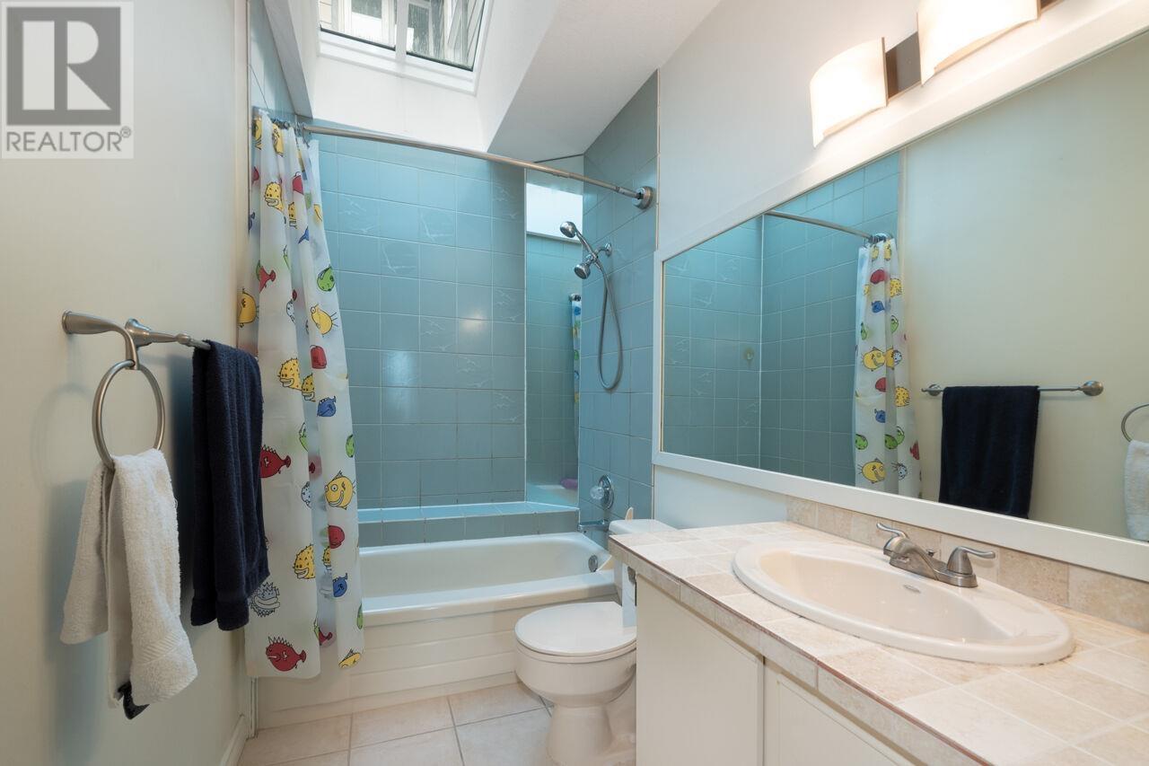 2472 Haywood Avenue, West Vancouver, British Columbia  V7V 1Y1 - Photo 20 - R2985398