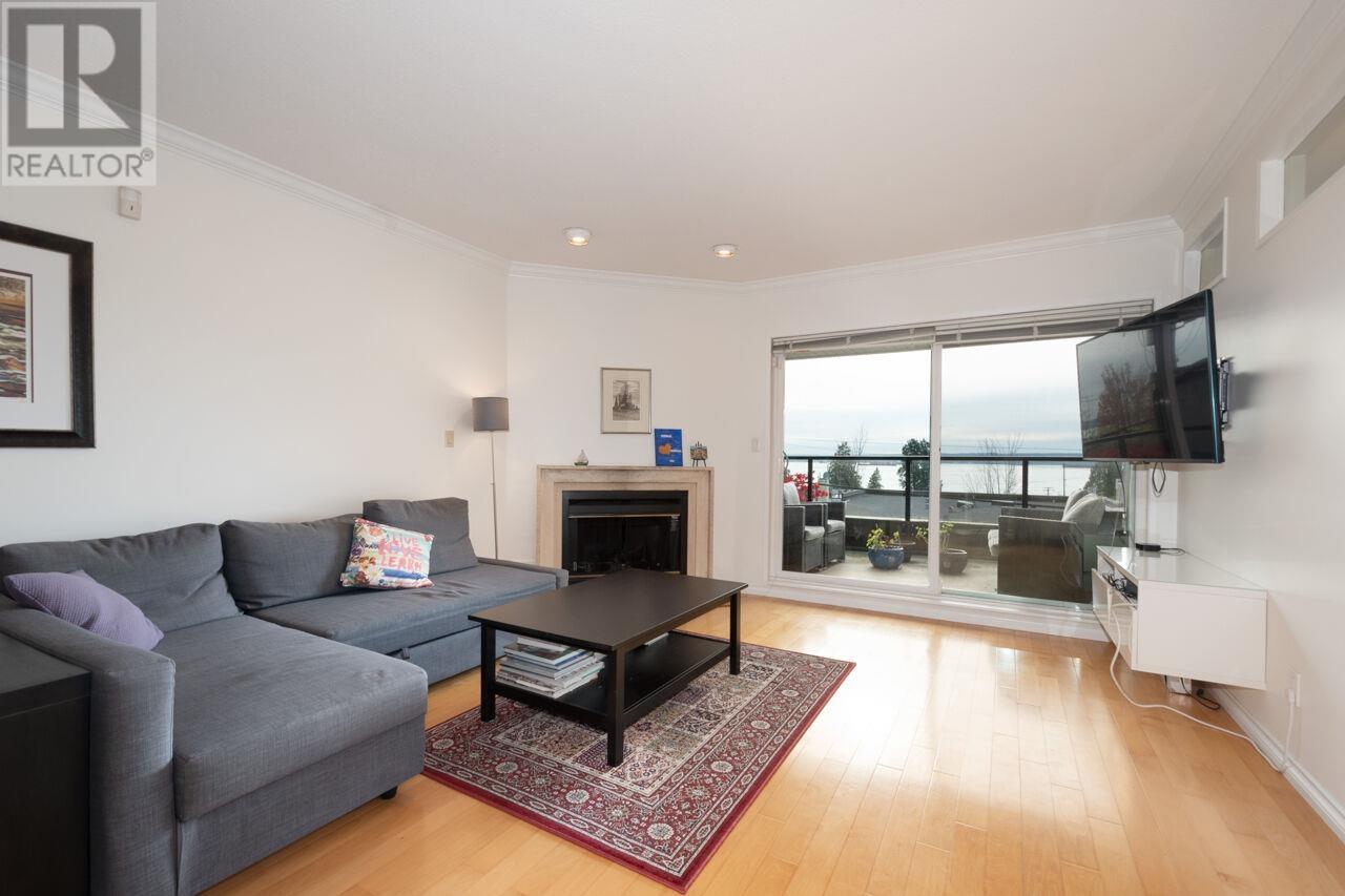 Property at 2472 HAYWOOD AVENUE image 4