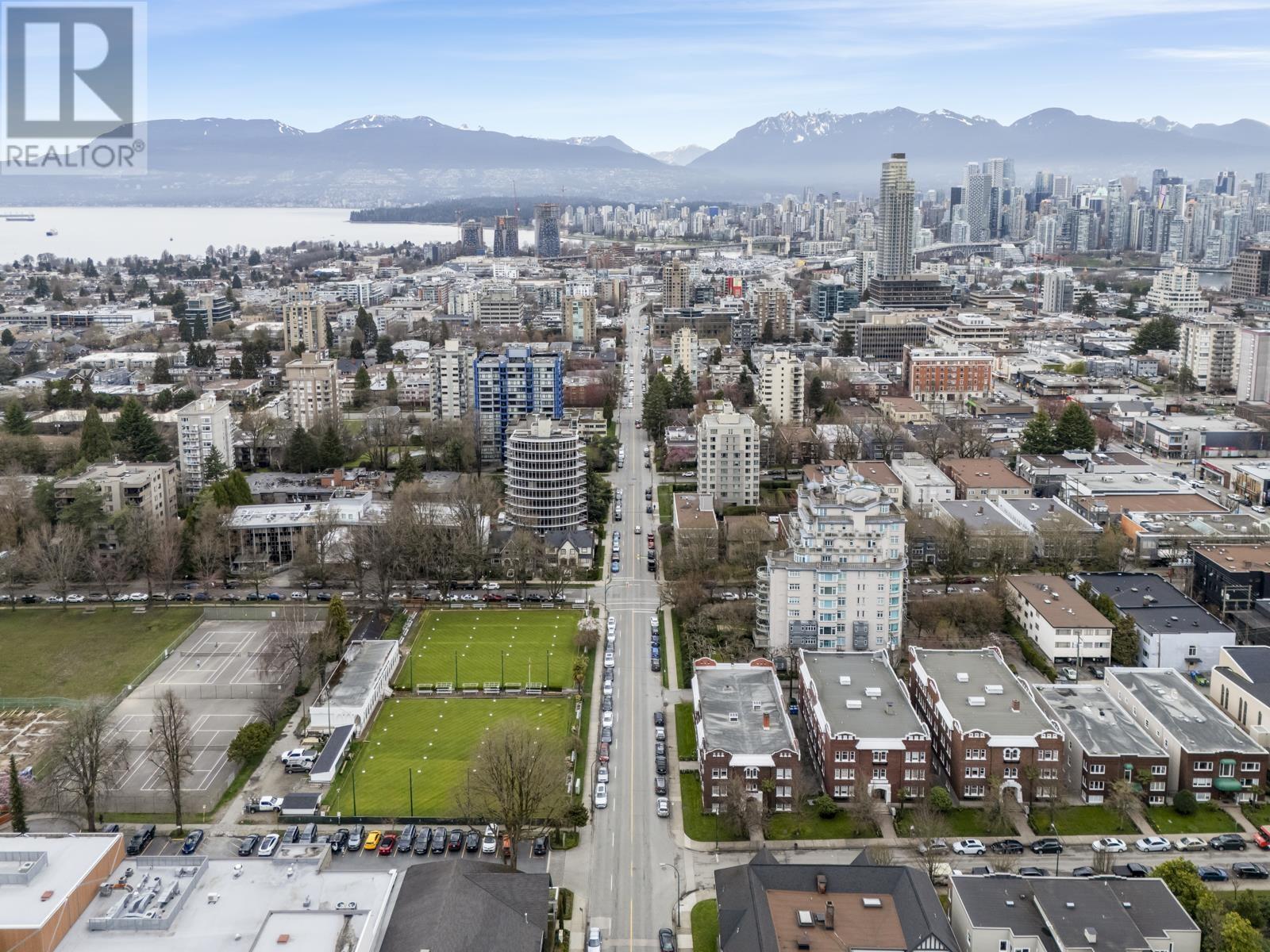 201 1595 W 14 Avenue, Vancouver, British Columbia  V6J 2J1 - Photo 33 - R2985400