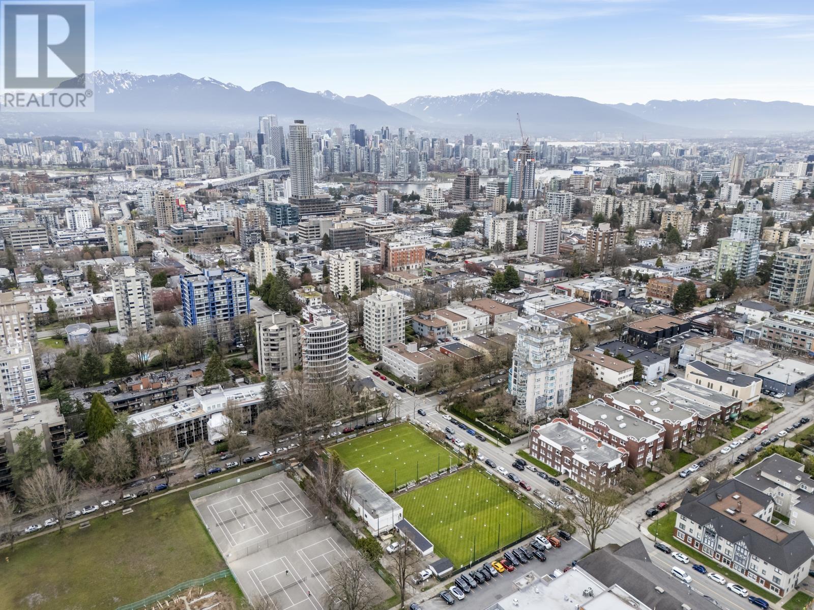 201 1595 W 14 Avenue, Vancouver, British Columbia  V6J 2J1 - Photo 35 - R2985400