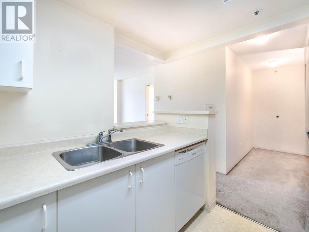 408 55 Tenth Street, New Westminster, British Columbia  V3M 6R5 - Photo 4 - R2985403