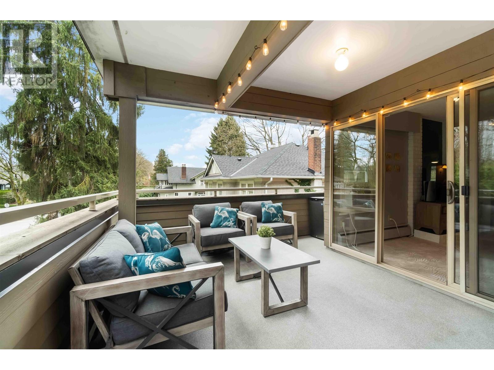 310 1777 W 13th Avenue, Vancouver, British Columbia  V6J 2H2 - Photo 1 - R2985411