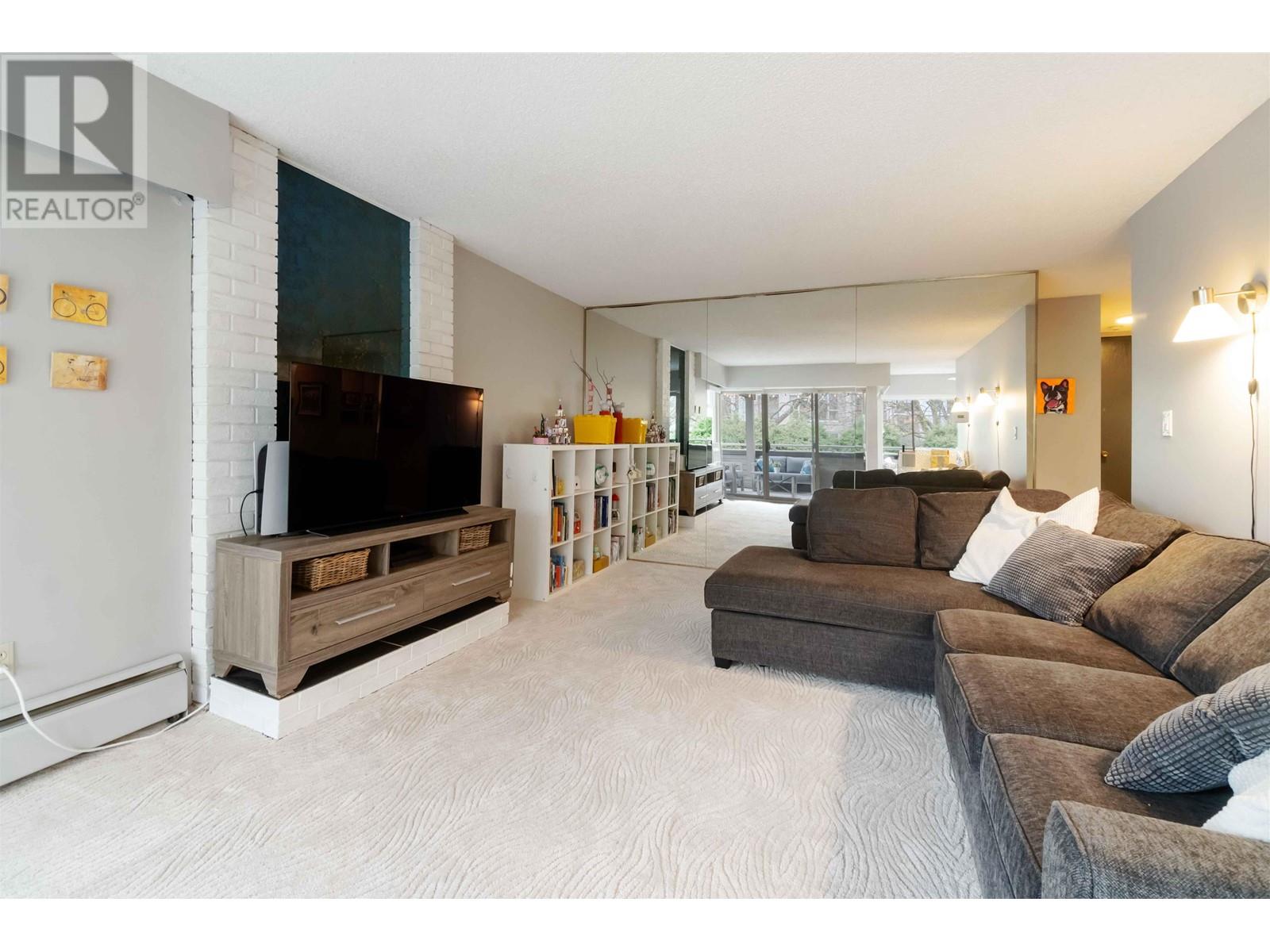 310 1777 W 13th Avenue, Vancouver, British Columbia  V6J 2H2 - Photo 6 - R2985411