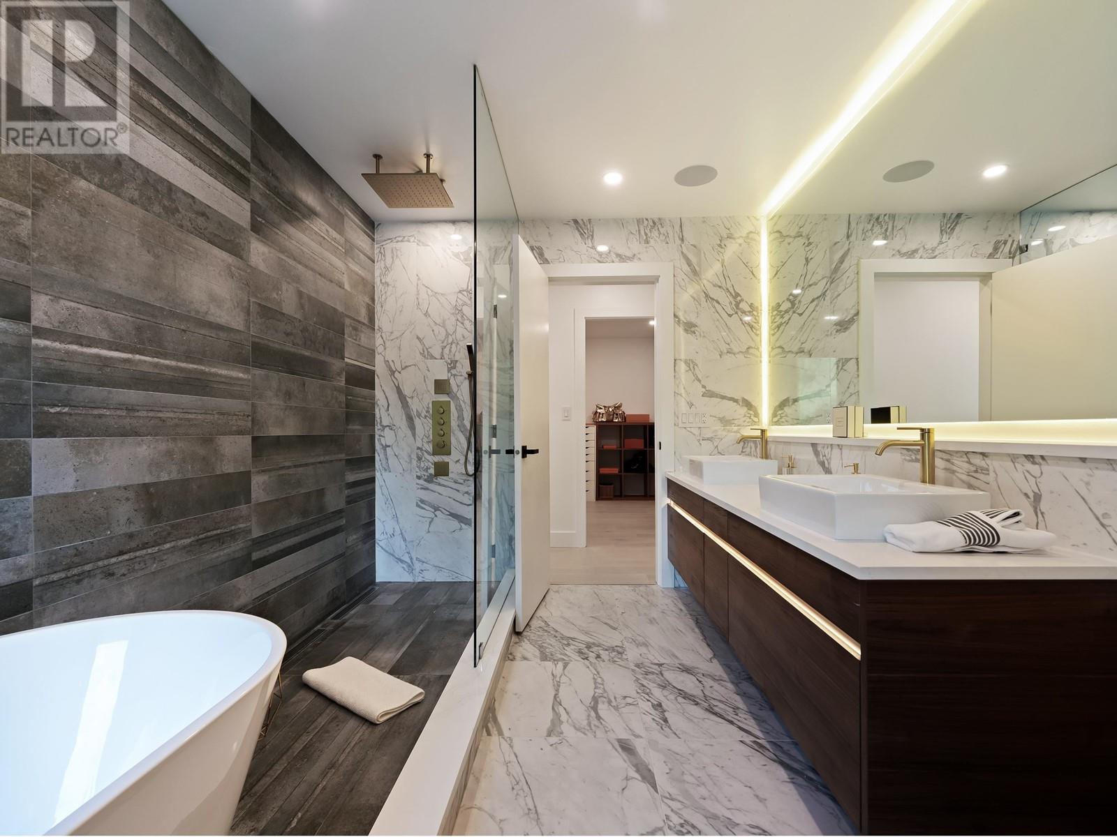 819 Burley Drive, West Vancouver, British Columbia  V7T 1Z8 - Photo 24 - R2985375