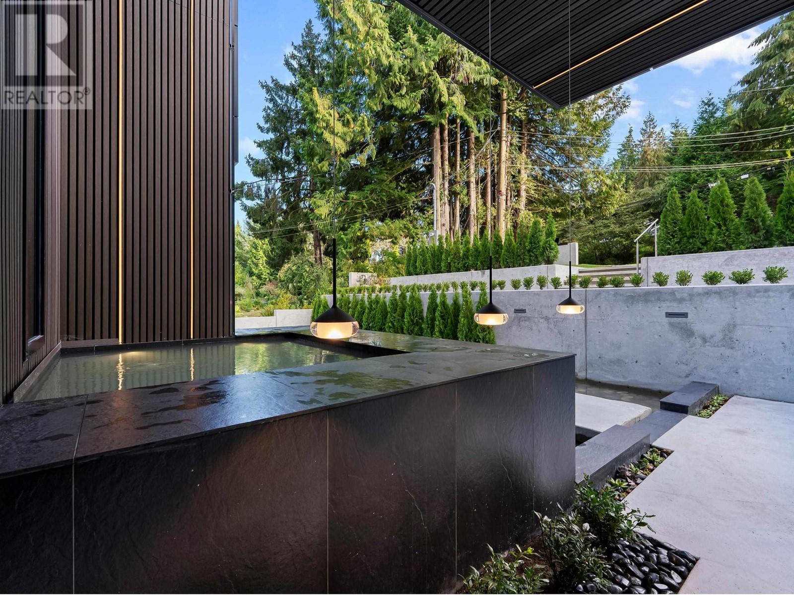 819 Burley Drive, West Vancouver, British Columbia  V7T 1Z8 - Photo 38 - R2985375